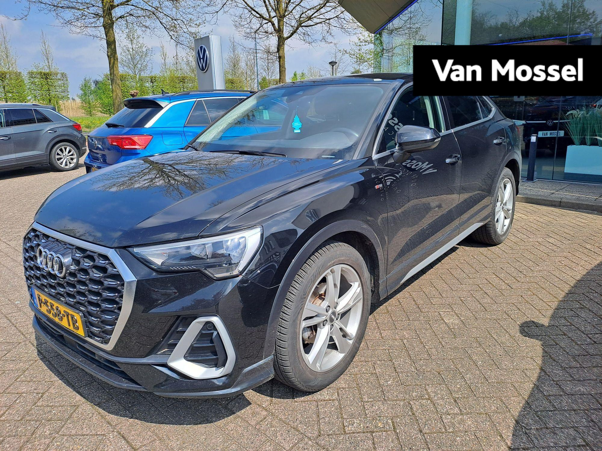 Audi Q3 Sportback 35 TFSI Pro Line S | VERWACHT | APPLE CARPLAY / ANDROID AUTO | STOELVERWARMING | ACHTERUITRIJCAMERA | WEGKLAPBARE TREKHAAK | ADAPTIVE CRUISE CONTROL | CLIMATE CONTROL | DODENHOEK ASSISTENT |