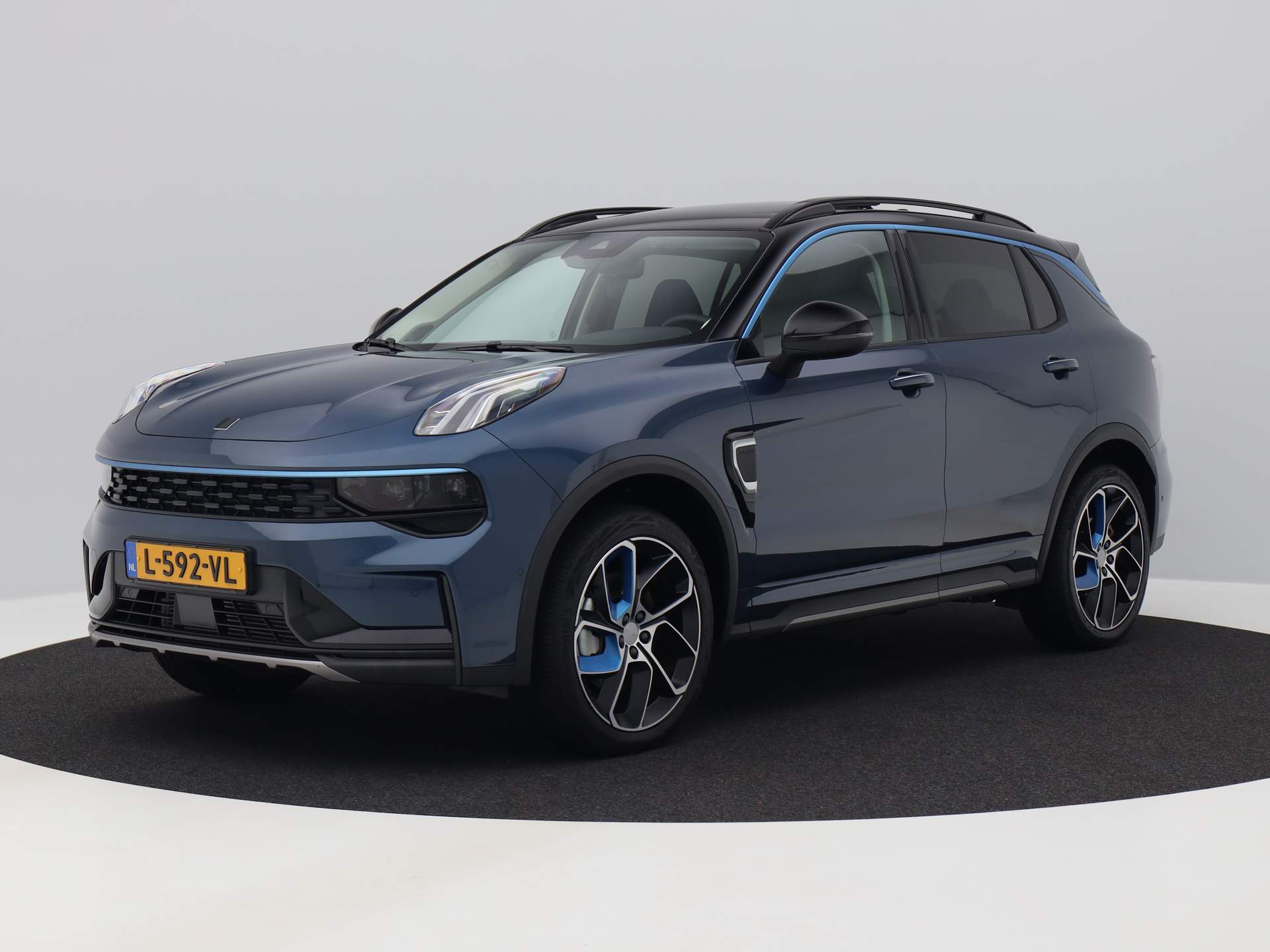 Lynk&Co 01 1.5 261 PK Plug-in Hybrid | PANO | ACC | KEYLESS | APPLE CARPLAY