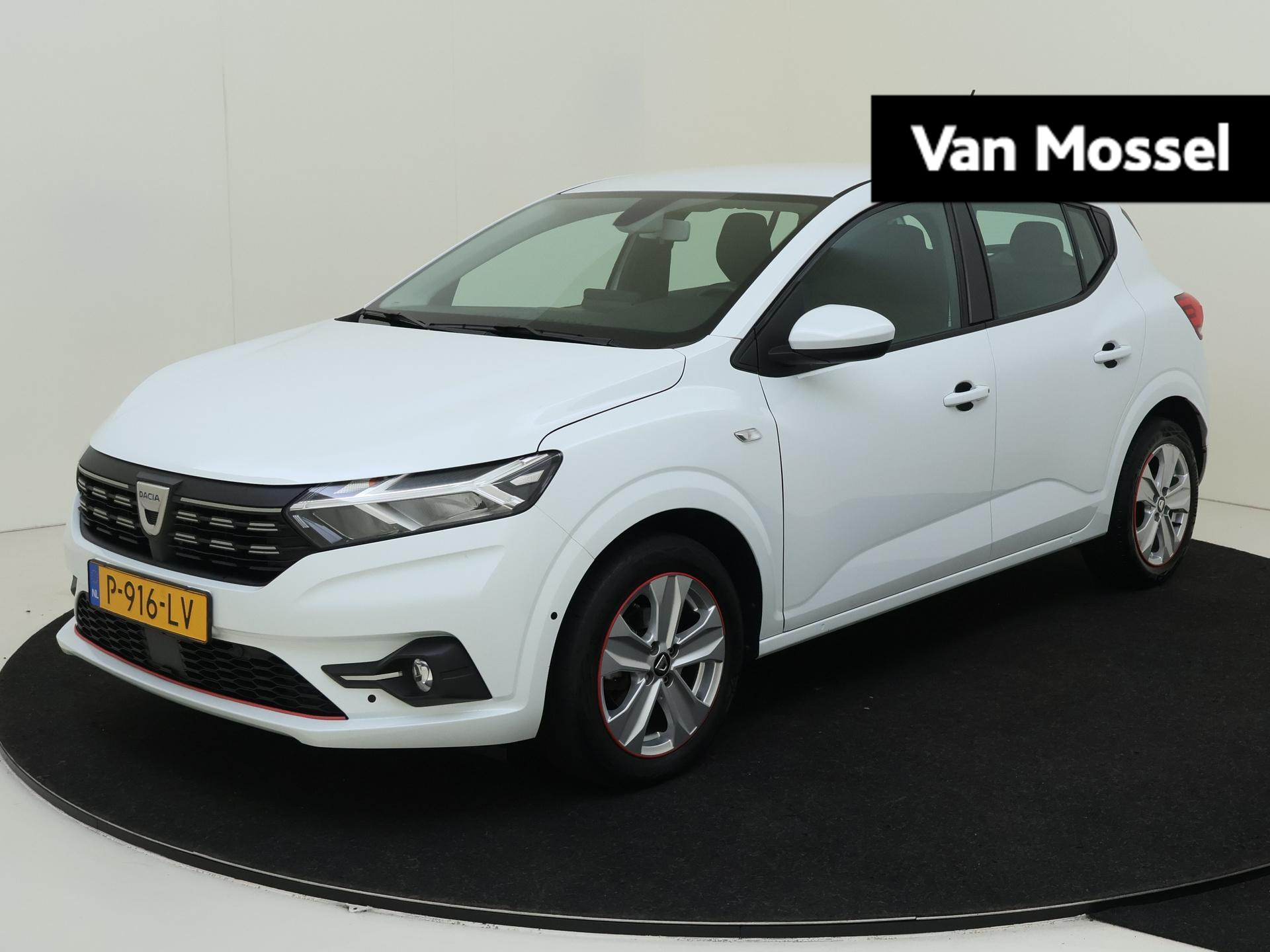 Dacia Sandero 1.0 TCe 100 Bi-Fuel Comfort | Apple & Android Carplay | Trekhaak | Achteruitrijcamera | Climate Control | Parkeersensoren Voor & Achter | LED Koplampen | Cruise Control & Snelheidsbegrenzer | Lichtmetalen Velgen |
