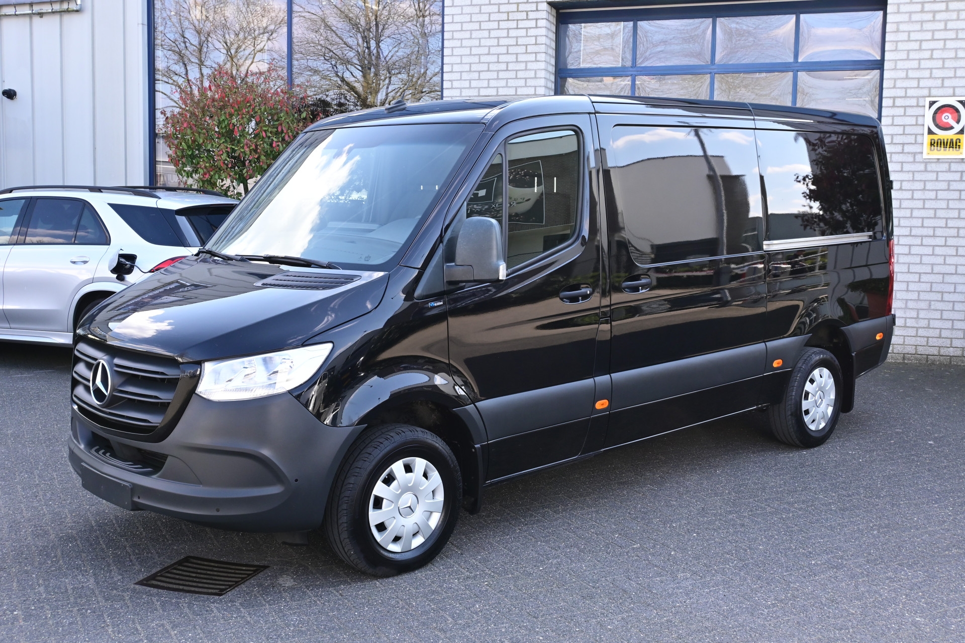 Mercedes-Benz Sprinter 316 CDI L2H1 2 Schuifdeuren, Geveerde stoel, Standkachel, MBUX met camera