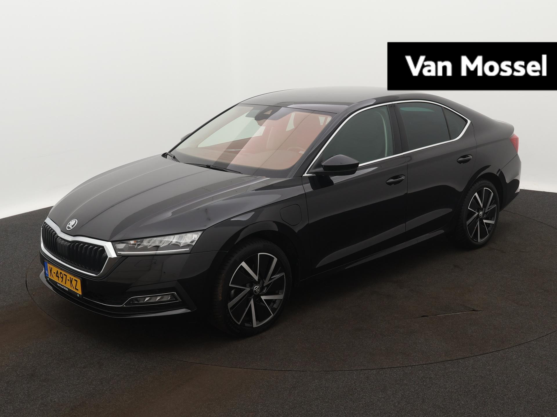 Škoda Octavia 1.4 TSI iV PHEV Business Edition Plus | TREKHAAK | DODEHOEK DETECTIE | STOELVERWARMING | ELEK.LAADKLEP | NAVIGATIE | CLIMATE CONTROL | LMV |