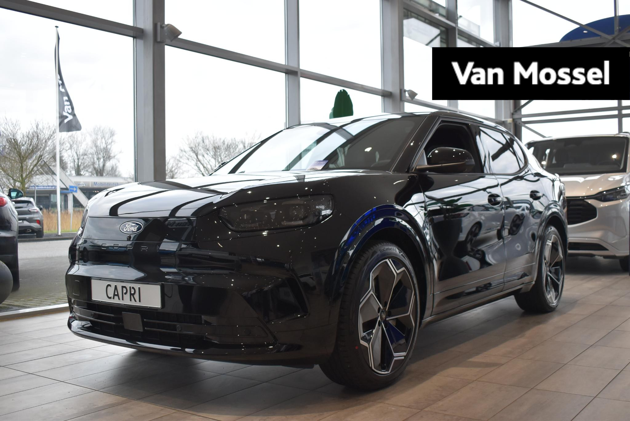 Ford Capri Premium Extended Range RWD 77 kWh | €2400.- Korting | Driver Assistance Pack | Elektrisch Wegklapbare Trekhaak | Energiezuinige Warmtepomp | Panoramadak | 21 inch LMV | Nieuw Te Bestellen | Incl. Ford Protect Verlengde Garantie 2 + 3 jaar/100.000 km |