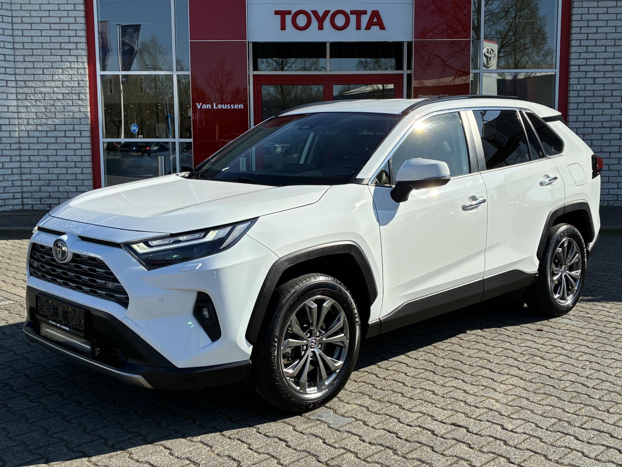 Toyota RAV4 2.5 HYBRID AWD EXECUTIVE TREKHAAK 1650KG-TREKGEW LEDER MEMORY STOEL/STUURVERW APPLE/ANDROID PARK-SENSOREN BLIND-SPOT