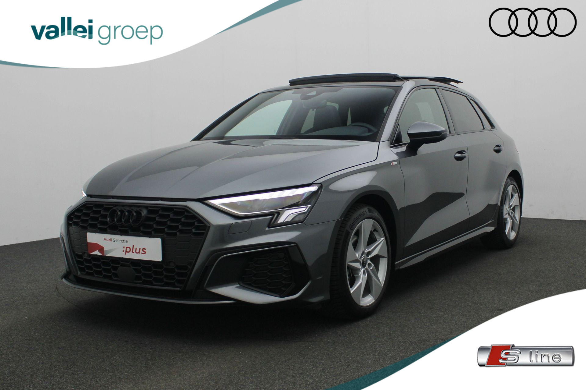 Audi A3 Sportback 35 TFSI 150 pk S-tronic S edition / S-Line | Panoramadak | Navigatie | Stoelverwarming | Parkeersensoren achter