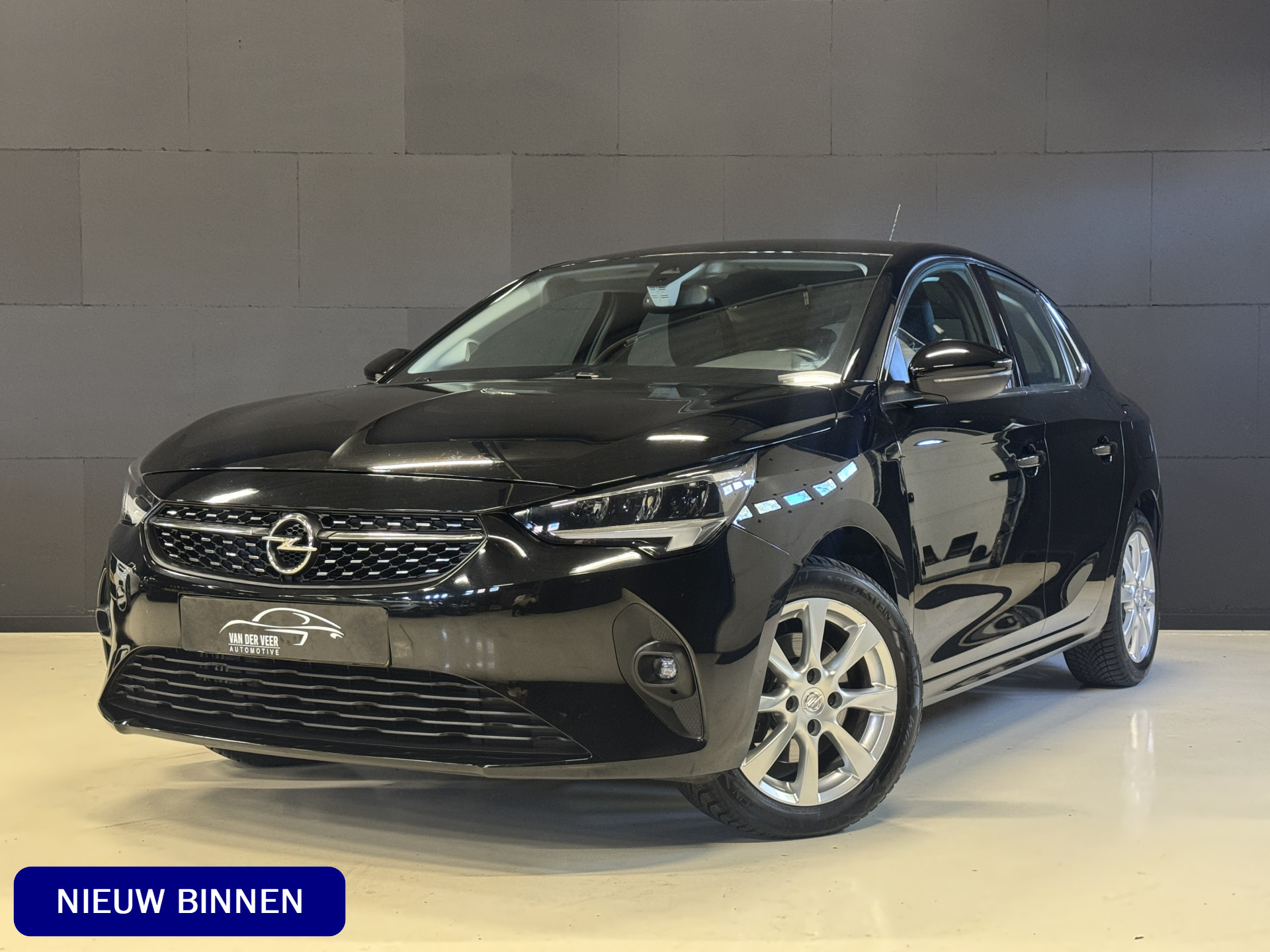Opel Corsa 1.2 turbo 100PK Elegance | Carplay | LED | Trekhaak | Distributieriem al vervangen