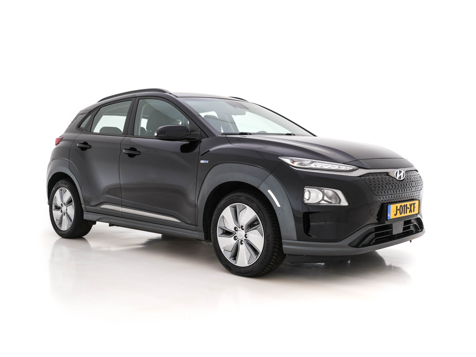 Hyundai Kona EV Comfort 64 kWh [ 3-Fase ] (INCL-BTW) *HEAT-PUMP | DIGI-COCKPIT | ADAPTIVE-CRUISE | KRELL-AUDIO | NAVI-FULLMAP | APP.CONNECT | DAB | LANE-ASSIST | KEYLESS | COMFORT-SEATS | CCS-FASTLOADER | SHIFT-PADDLES | 17"ALU*