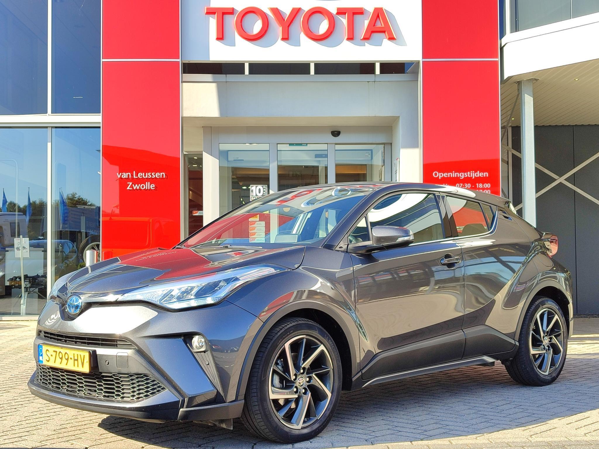 Toyota C-HR 2.0 HYBRID 184PK DYNAMIC NAVI KEYLESS CAMERA PARK-SENSOREN APPLE/ANDROID 18"LM-VELGEN NL-AUTO
