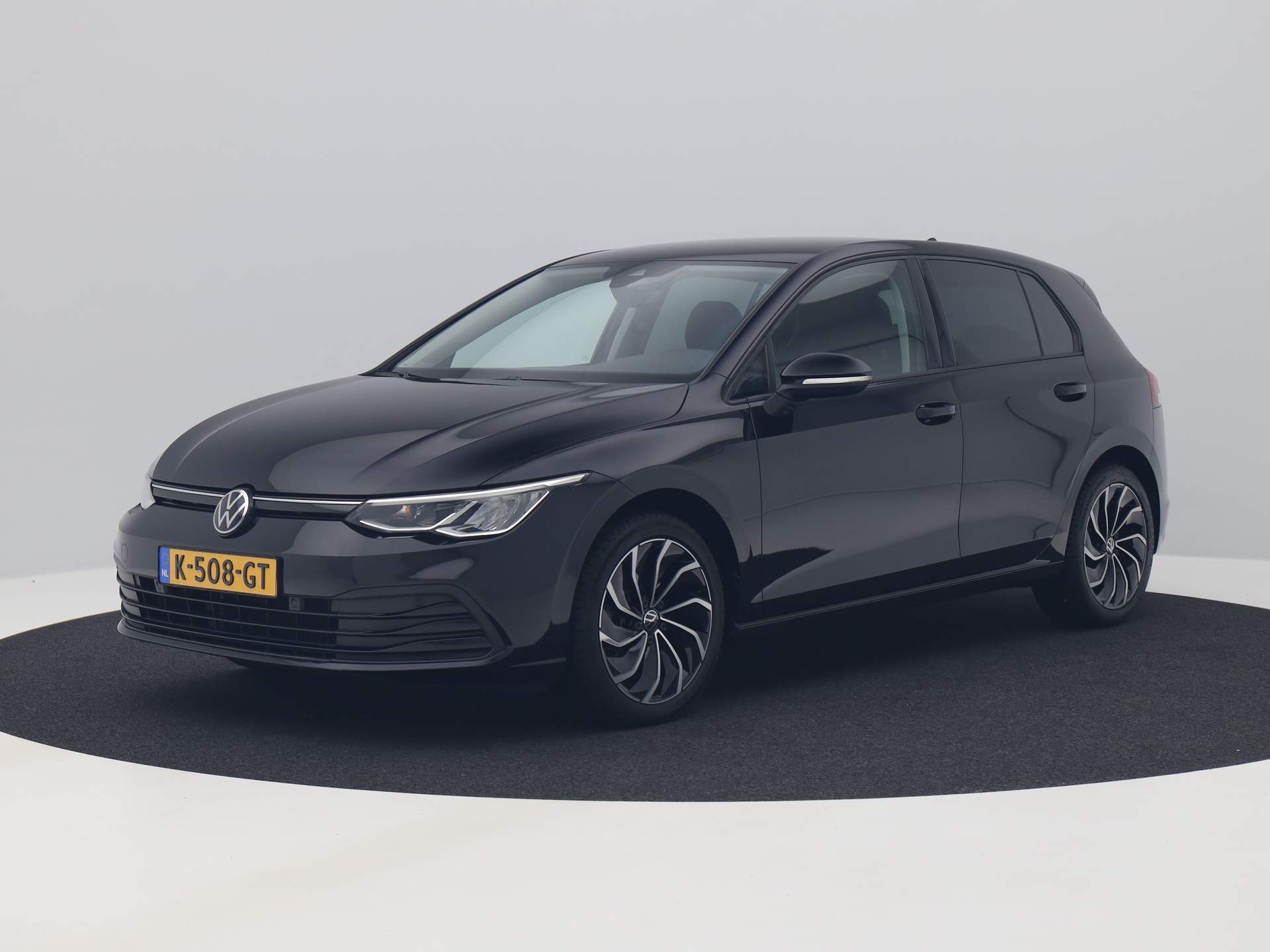 Volkswagen Golf 1.0 eTSI DSG-7 Life | VIRTUAL