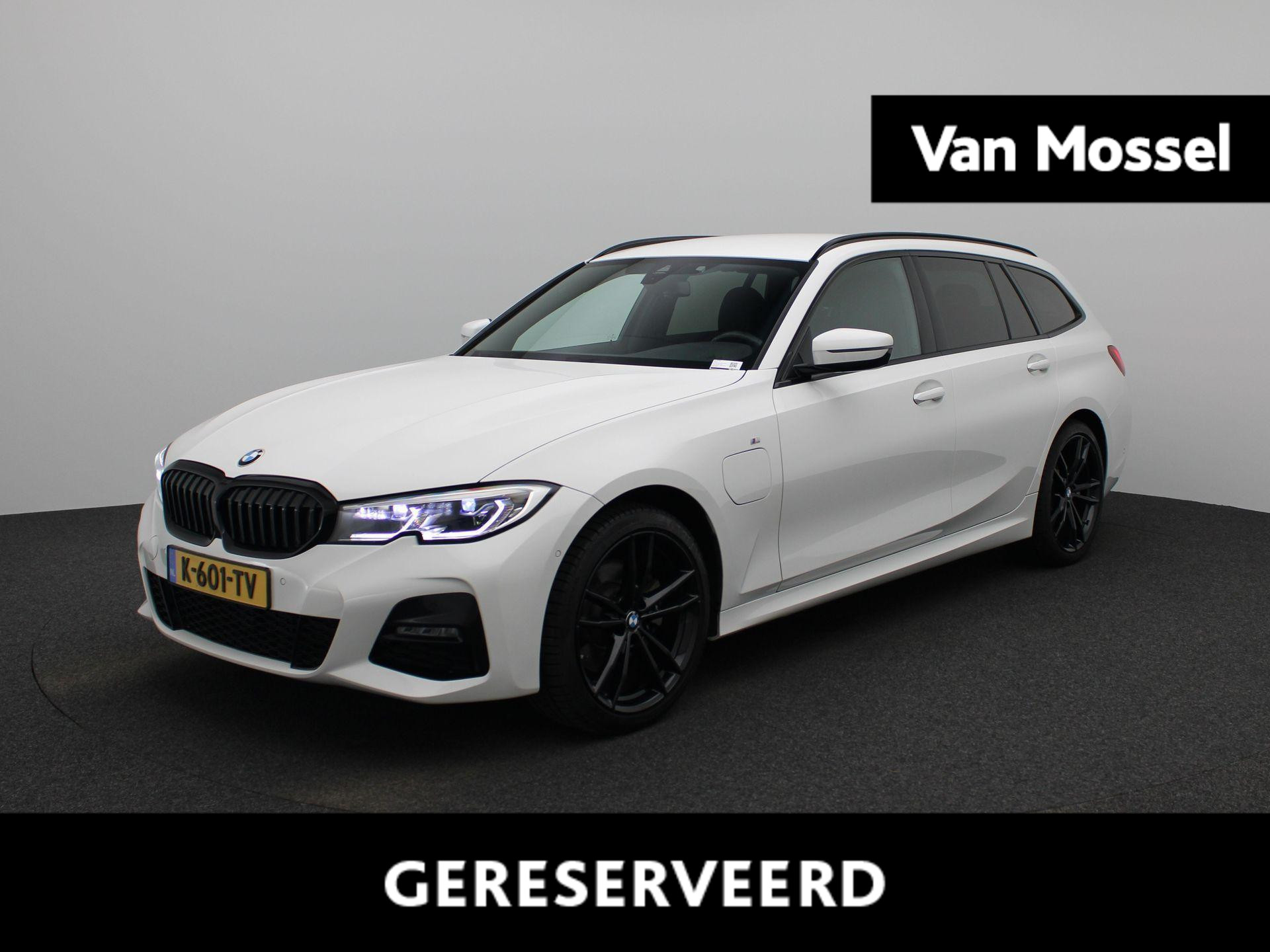 BMW 3 Serie Touring 320e High Executive | Lederen Bekleding | Navigatie | Stoelverwarming | LED Verlichting |