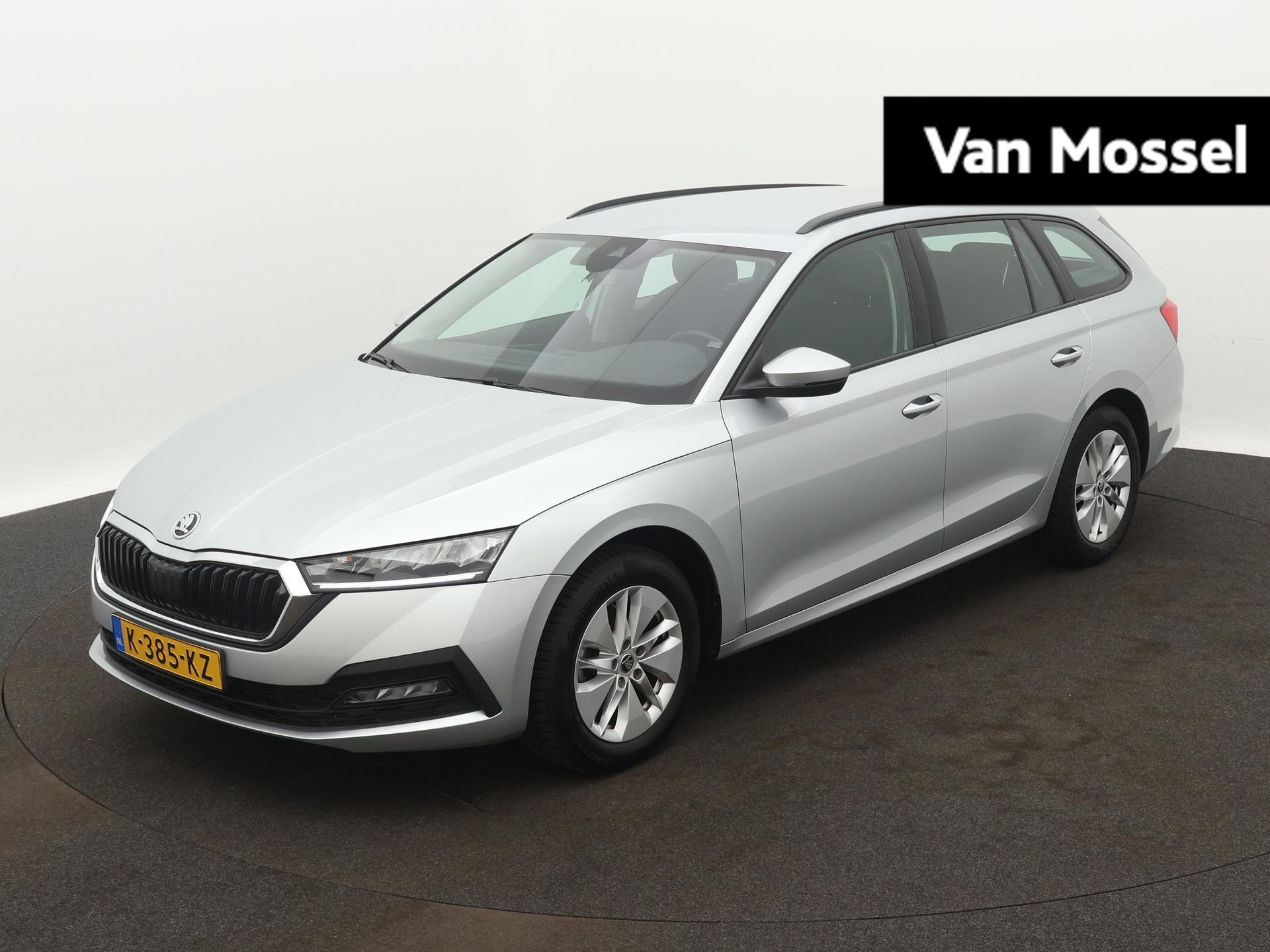 Škoda Octavia Combi 1.0 TSI Ambition | TREKHAAK | NAVIGATIE | CRUISE CONTROL | PARKEERSENSOREN | DIGITAAL DASHBOARD |