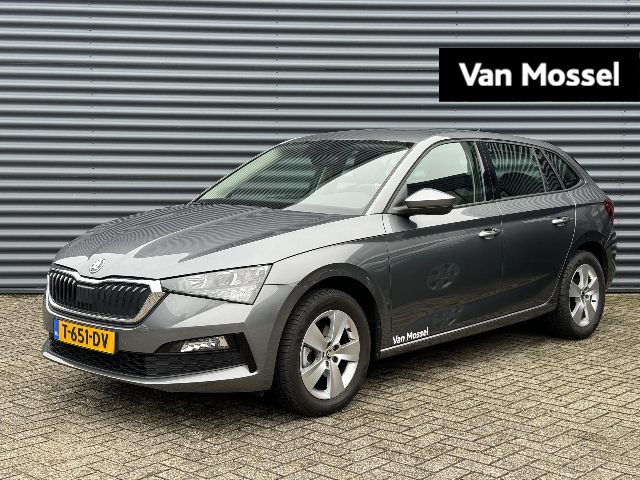 Škoda Scala 1.0 TSI Ambition 110 PK | LED Koplampen | Airconditioning | Apple Carplay & Android auto | Cruise Control | Lichtmetalen velgen |