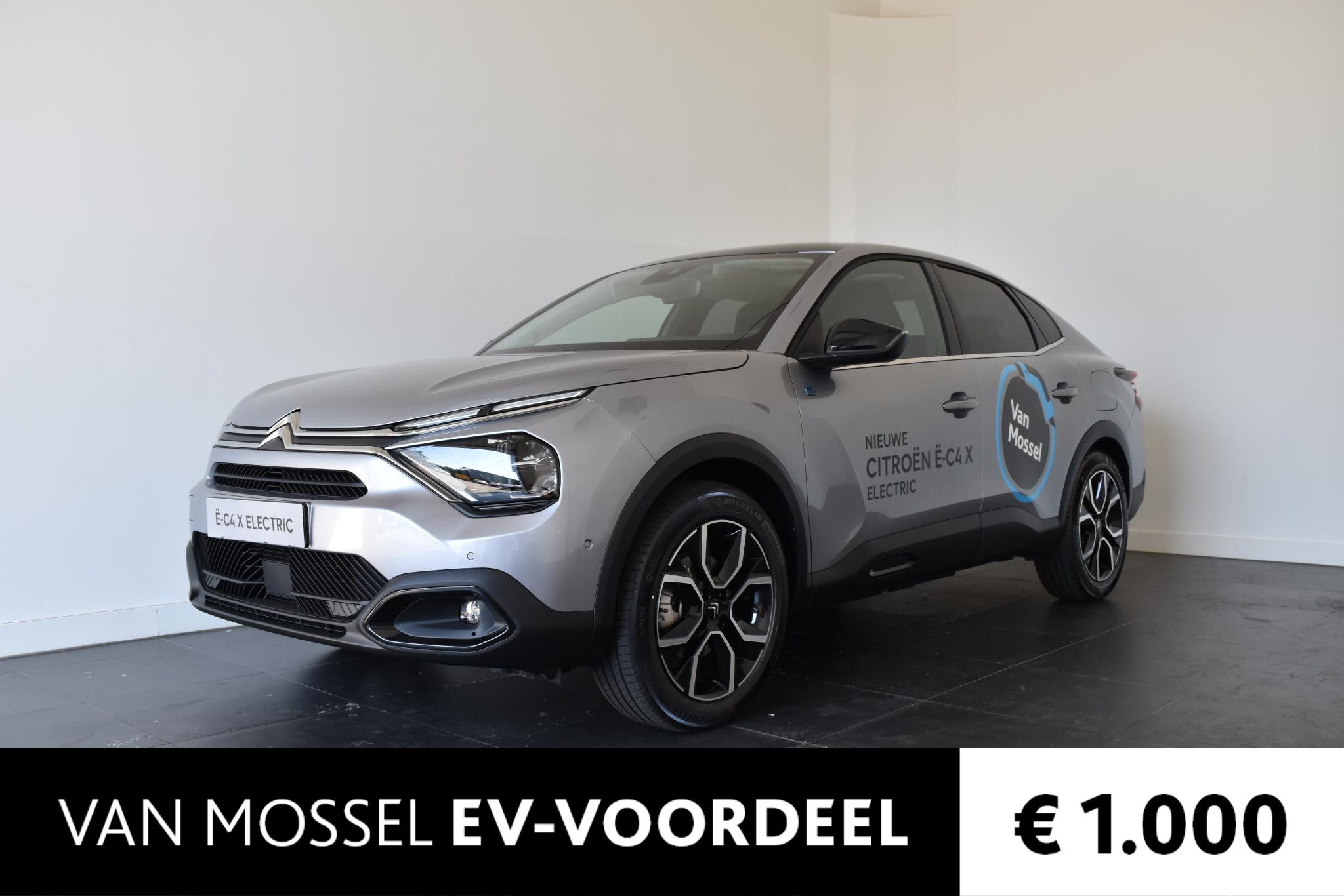 Citroën ë-C4 X Shine 50 kWh DIRECT RIJDEN! | ELEKTRISCHE STOELVERSTELLING | PANO DAK | CAMERA |