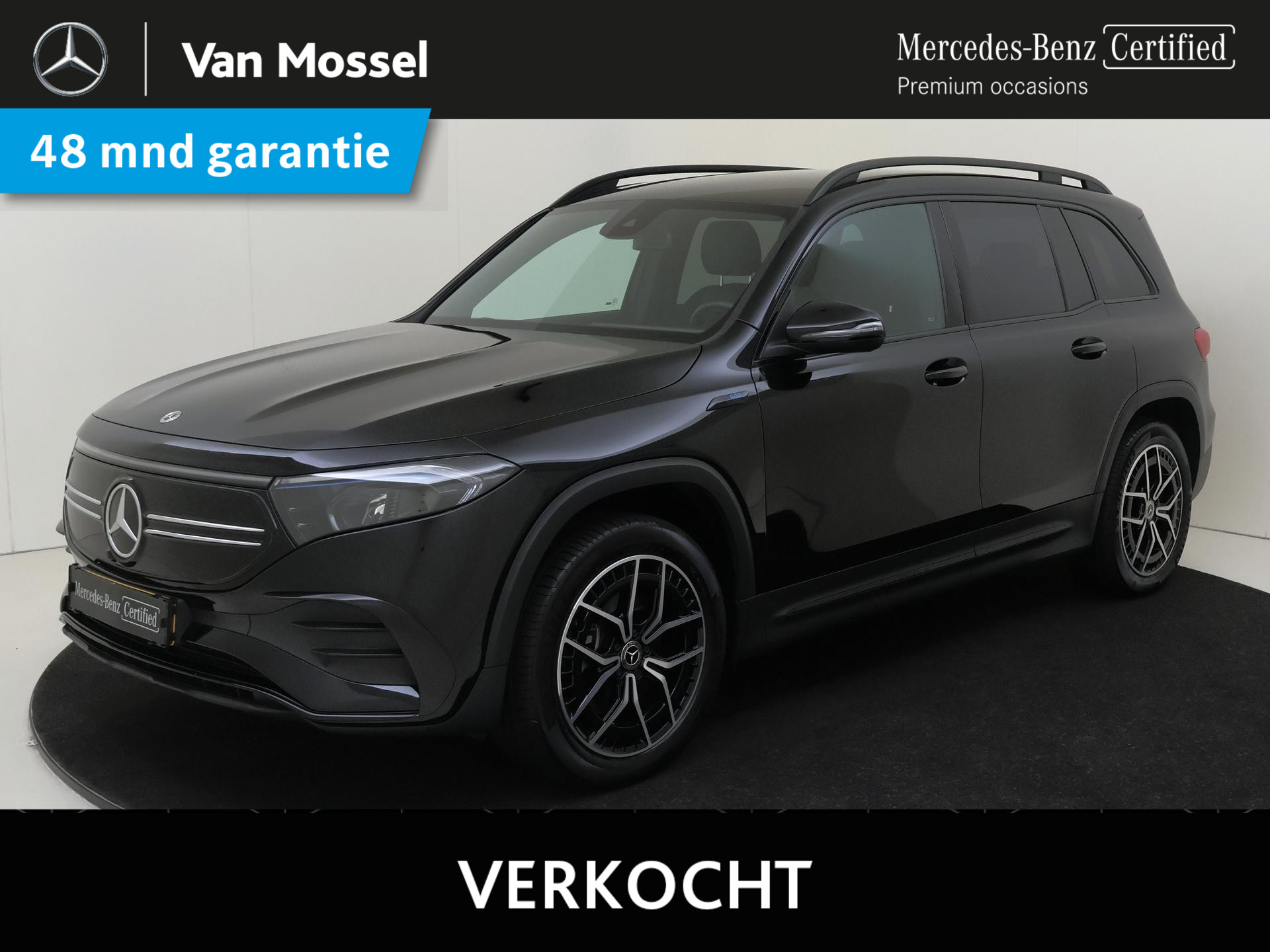 Mercedes-Benz EQB 250 AMG Line 67 kWh / Stoelverwarming / Achteruitrijcamera / Sfeerverlichting / Night-Pakket /