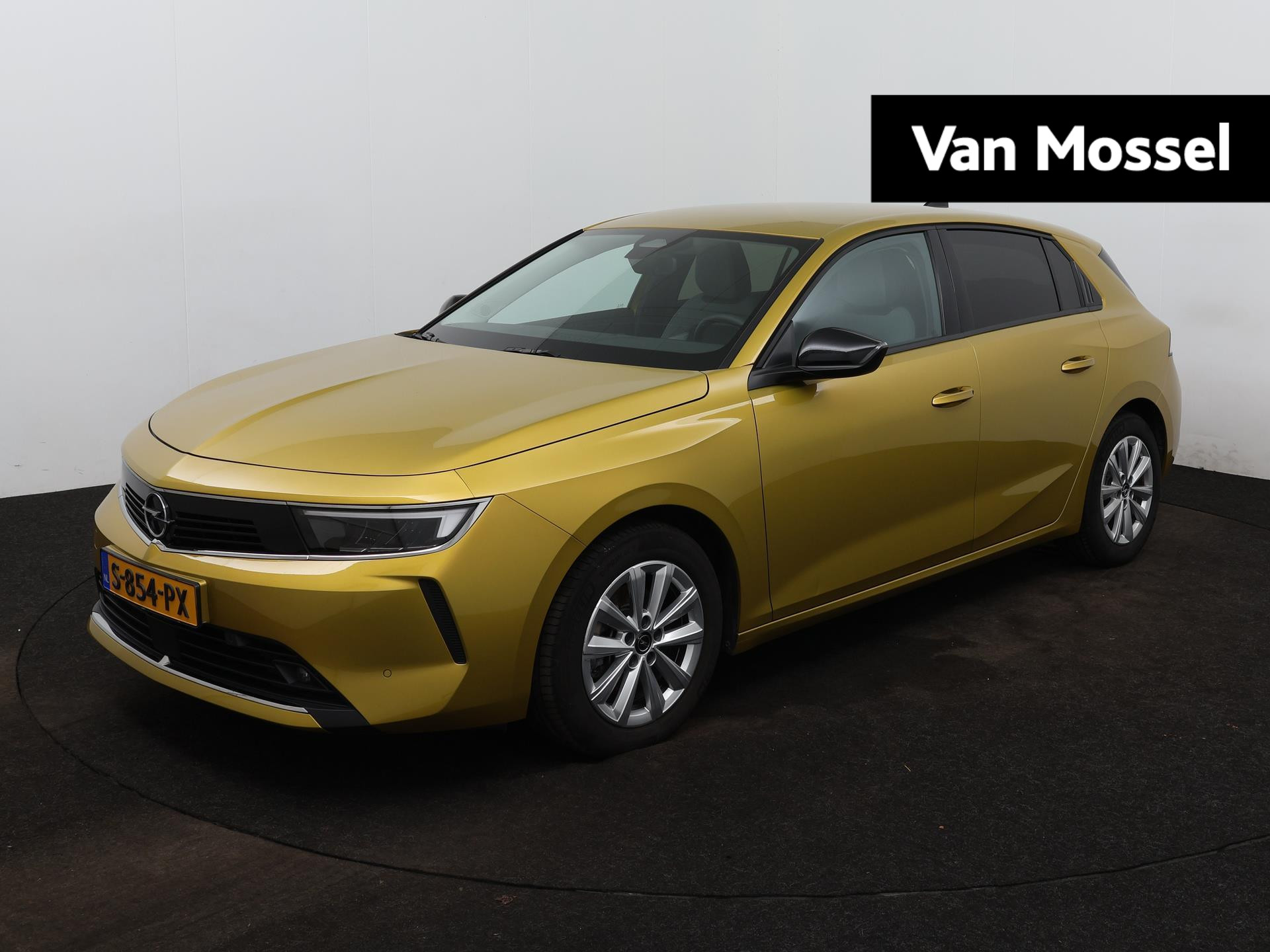 Opel Astra 1.2 Business Edition | Achteruitrijcamera | Full LED | Parkeersensoren | Vraag naar actuele km-stand