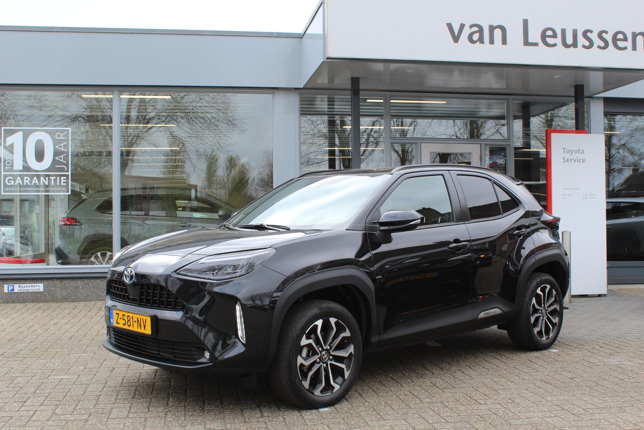 Toyota Yaris Cross HYBRID 115 DYNAMIC NL-AUTO LED NAVI KEYLESS 17'' LM-VELGEN NAVI PRIVACY GLASS LED CLIMA APPLE/ANDROID CAMERA AD-CRUISE