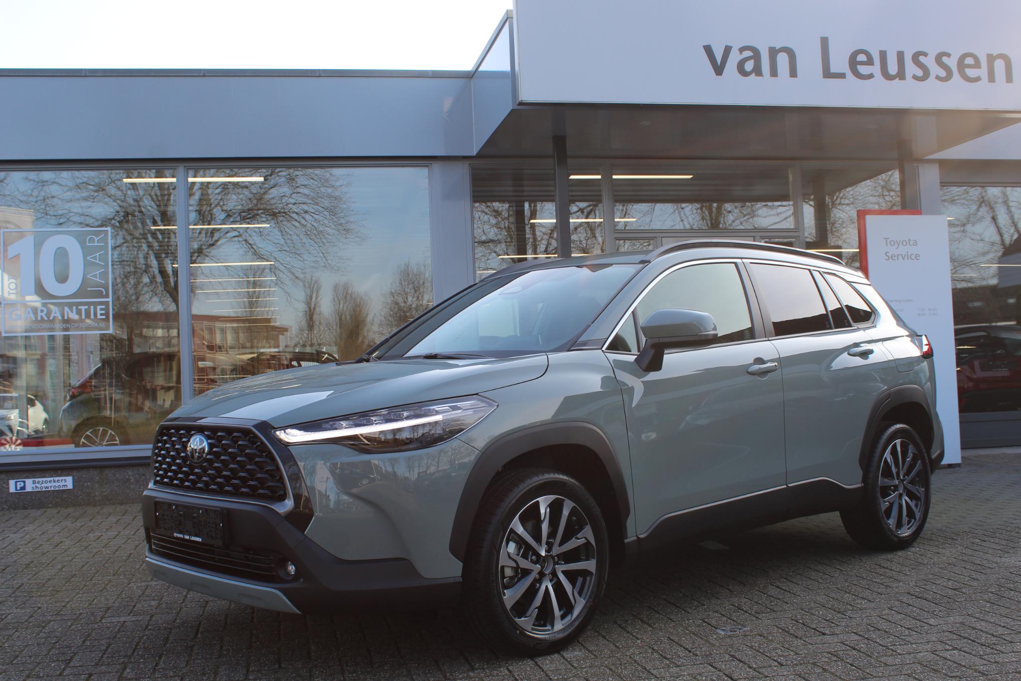 Toyota Corolla Cross 1.8 HYBRID 140 DYNAMIC NIEUW & DIRECT LEVERAAR KEYLESS AD-CRUISE APPLE/ANDROID