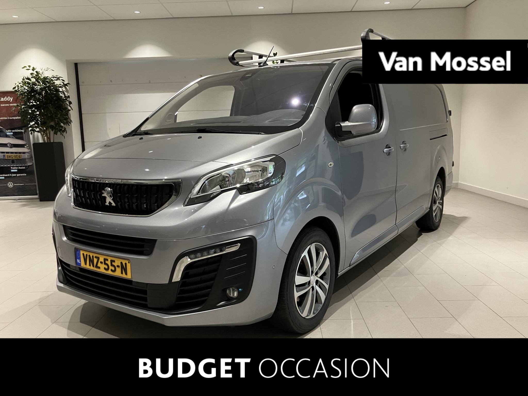 Peugeot Expert 2.0 BlueHDI 180 Standard Premium 177 PK | Automaat | Apple Carplay | Trekhaak | Schuifdeuren | Imperial | Dodehoeksensoren | Grootlichtassistent | Navigatie | Parkeersensoren | Bluetooth | Lichtmetalen Velgen |