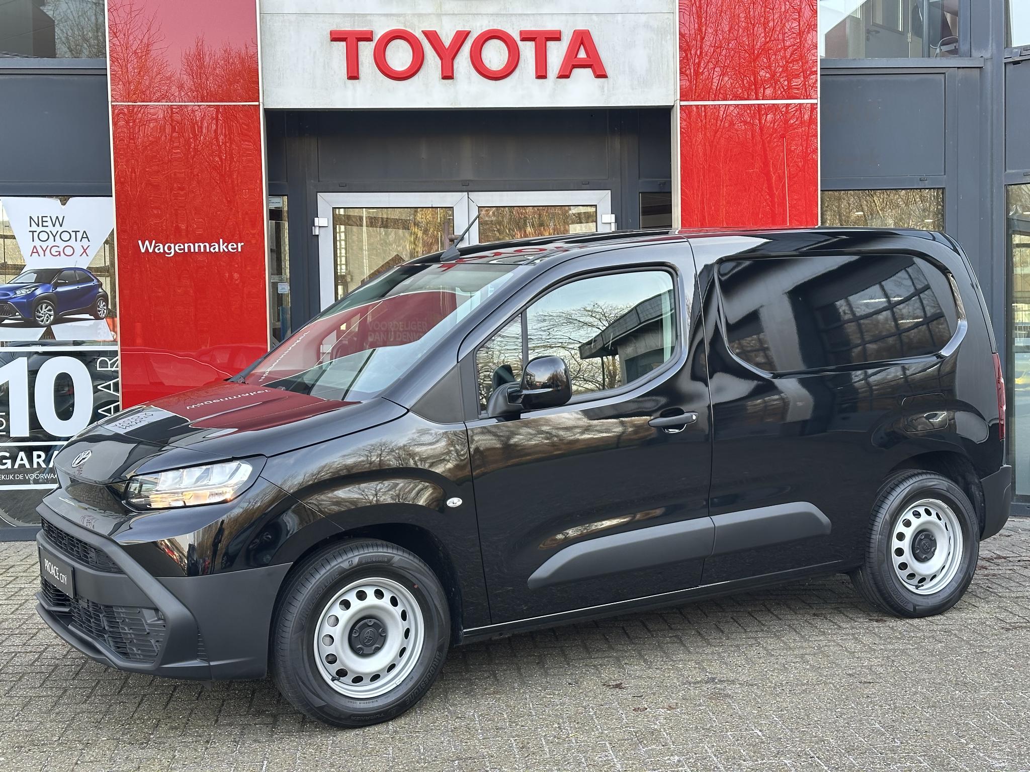 Toyota ProAce CITY CHALLENGER 50KWH ELECTRIC NIEUW DIRECT LEVERBAAR APPLE / ANDROID STOELVERW CRUISE LED BANK