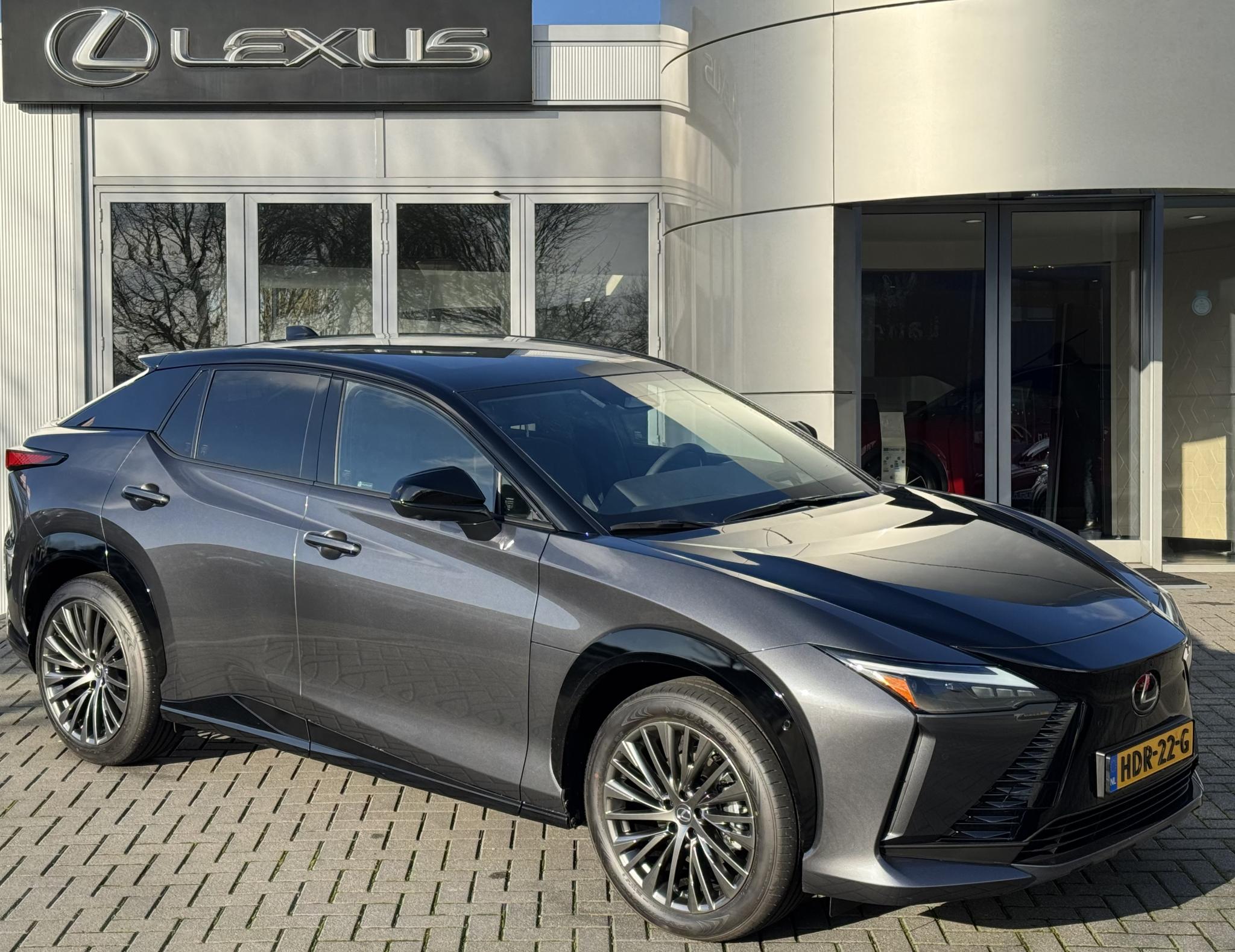 Lexus RZ 300e President Line 71 kWh DIRECT LEVERBAAR PANO STOELVENT HEAD-UP 20" LM-VELGEN MARK LEVINSON
