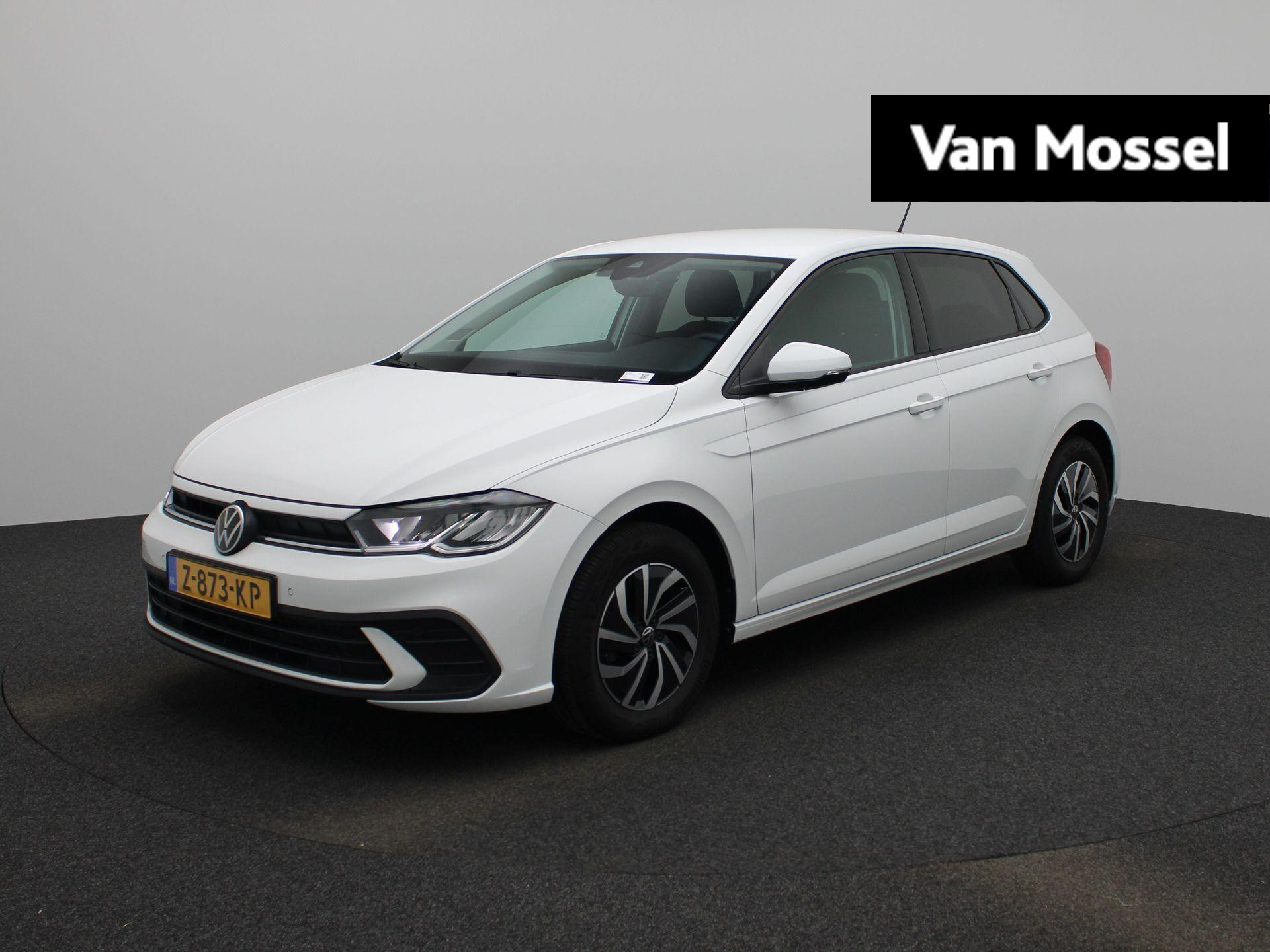 Volkswagen Polo 1.0 TSI Life Business | Navigatie | parkeersensoren | camera | Airco | Cruise control | 15 Inch Velgen | Stoelverwarming |