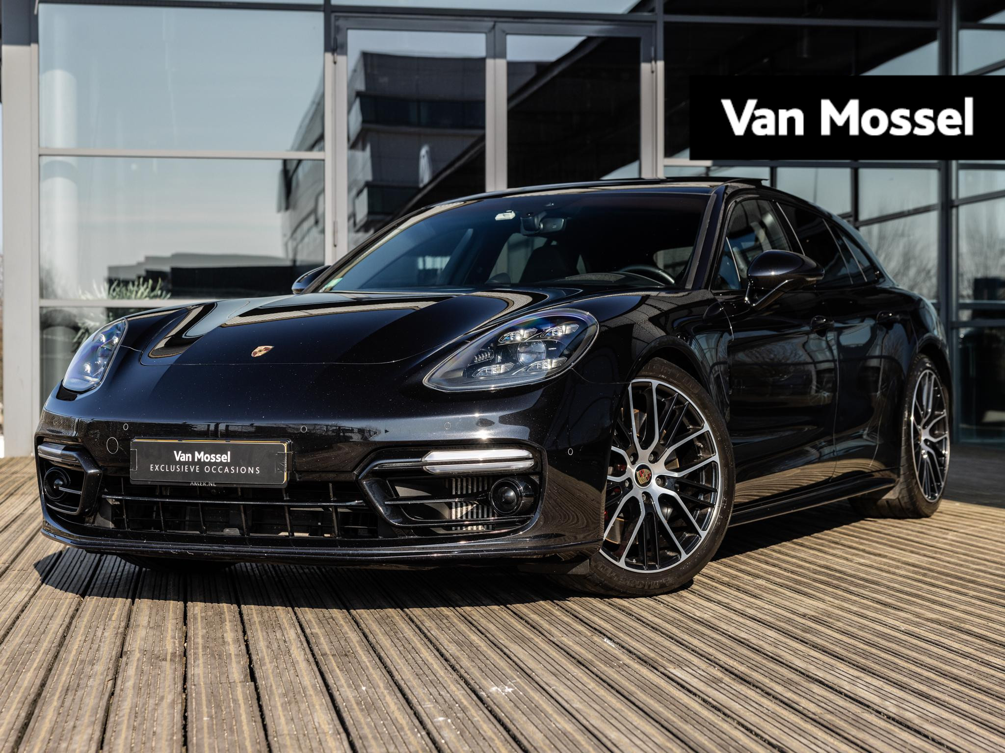 Porsche Panamera Sport Turismo 2.9 4S E-Hybrid | SPORTDESIGN | SPORTCHRONO | BOSE | PASM LUCHTVERING | SOFTCLOSE | 21 INCH | SPORTUITLAATSYSTEEM | PDLS + | STOELVENTILATIE | 18-WEG STOELEN | PORSCHE INNO DRIVE |