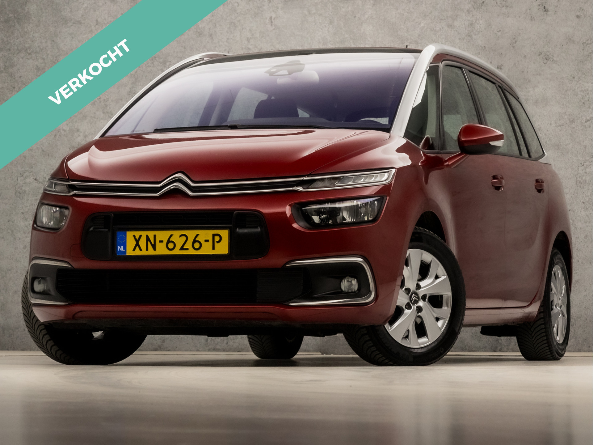 Citroën Grand C4 Spacetourer 1.2 PureTech Sport 7 Persoons Automaat (APPLE CARPLAY, GROOT NAVI, CAMERA, CLIMATE, TREKHAAK, SPORTSTOELEN, NIEUWE APK, PARKEERSENSOREN, TREKHAAK, NIEUWSTAAT)