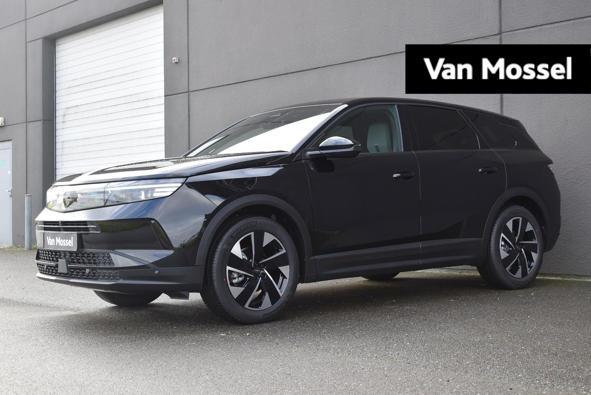 Opel Grandland 1.2 Turbo Hybrid GS | Navi | 19" LMV | Cruise | Camera | Apple CarPlay/Android Auto DEMO SALE beschikbaar van 02-05-2025