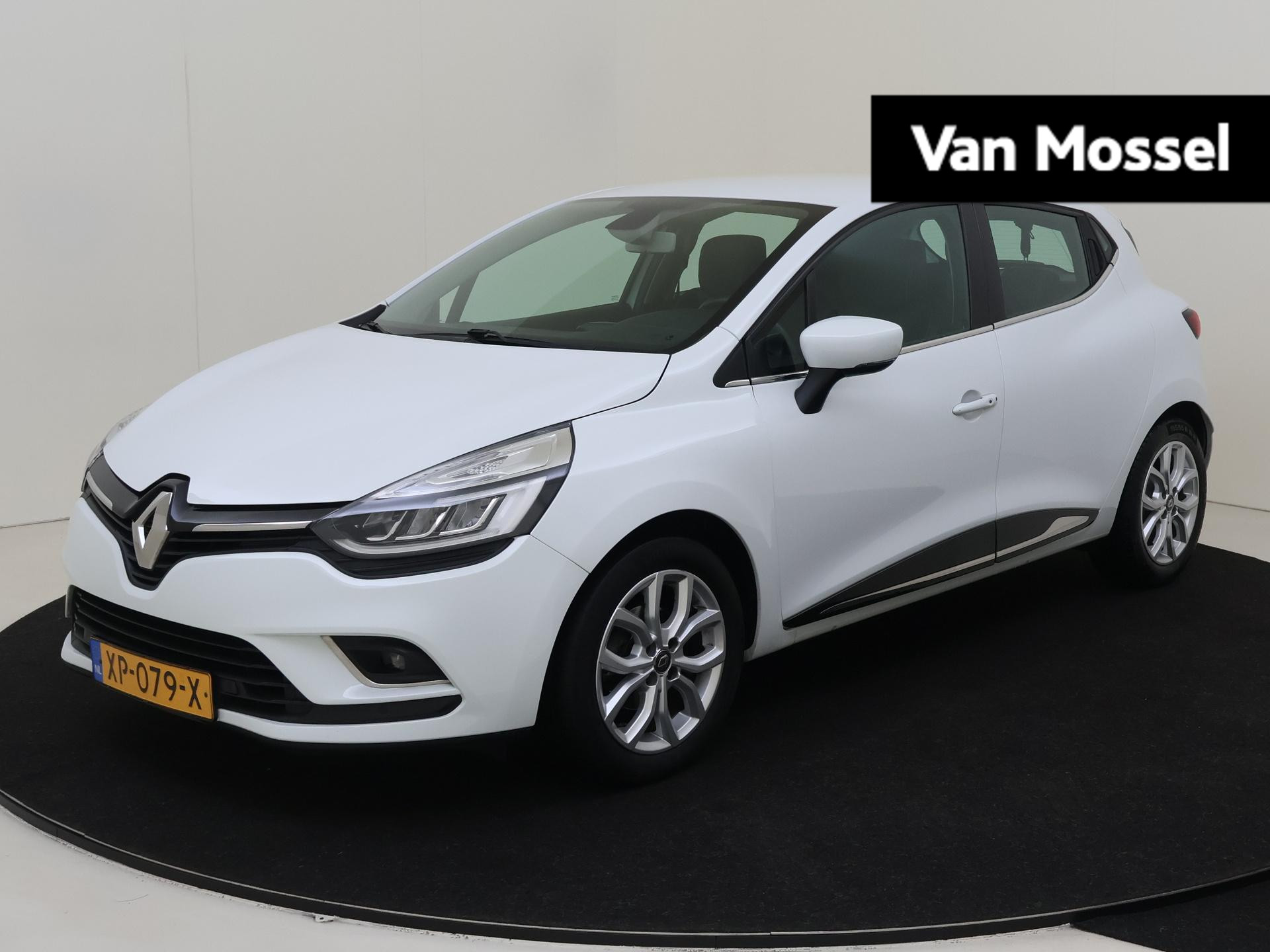 Renault Clio TCe 90 Intens | LED Koplampen | Half Leder | Navigatie | Achteruitrijcamera | Climate Control