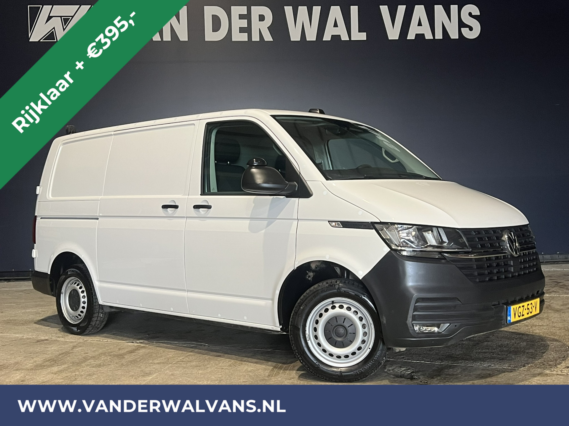Volkswagen Transporter 2.0 TDI 111pk L1H1 Euro6 RIJKLAAR Airco | Camera | Apple Carplay | Android Auto | Cruisecontrol Trekhaak, Parkeersensoren