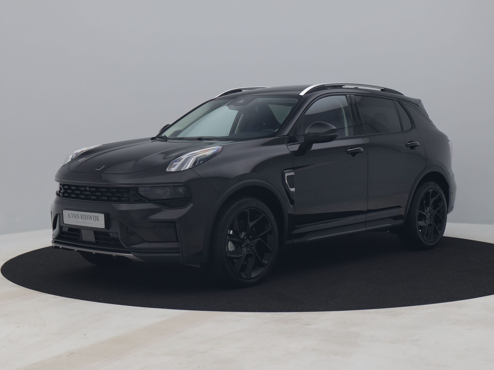 Lynk & Co 01 1.5 Plug-in Hybrid | 360° | BLACK