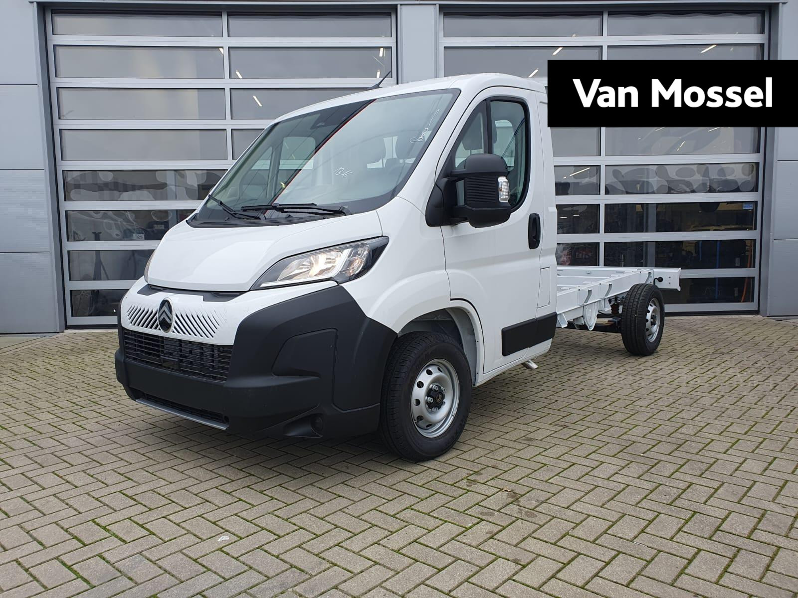 Citroën Jumper 3.5 t 2.2 BLEU hdi 140 PK LENGTE 2 CHASIS-CABINE CITROEN JUMPER 3.5 t 2.2 BLEU hdi 140 PK  LENGTE 2 CHASIS-CABINE | Direct leverbaar!
