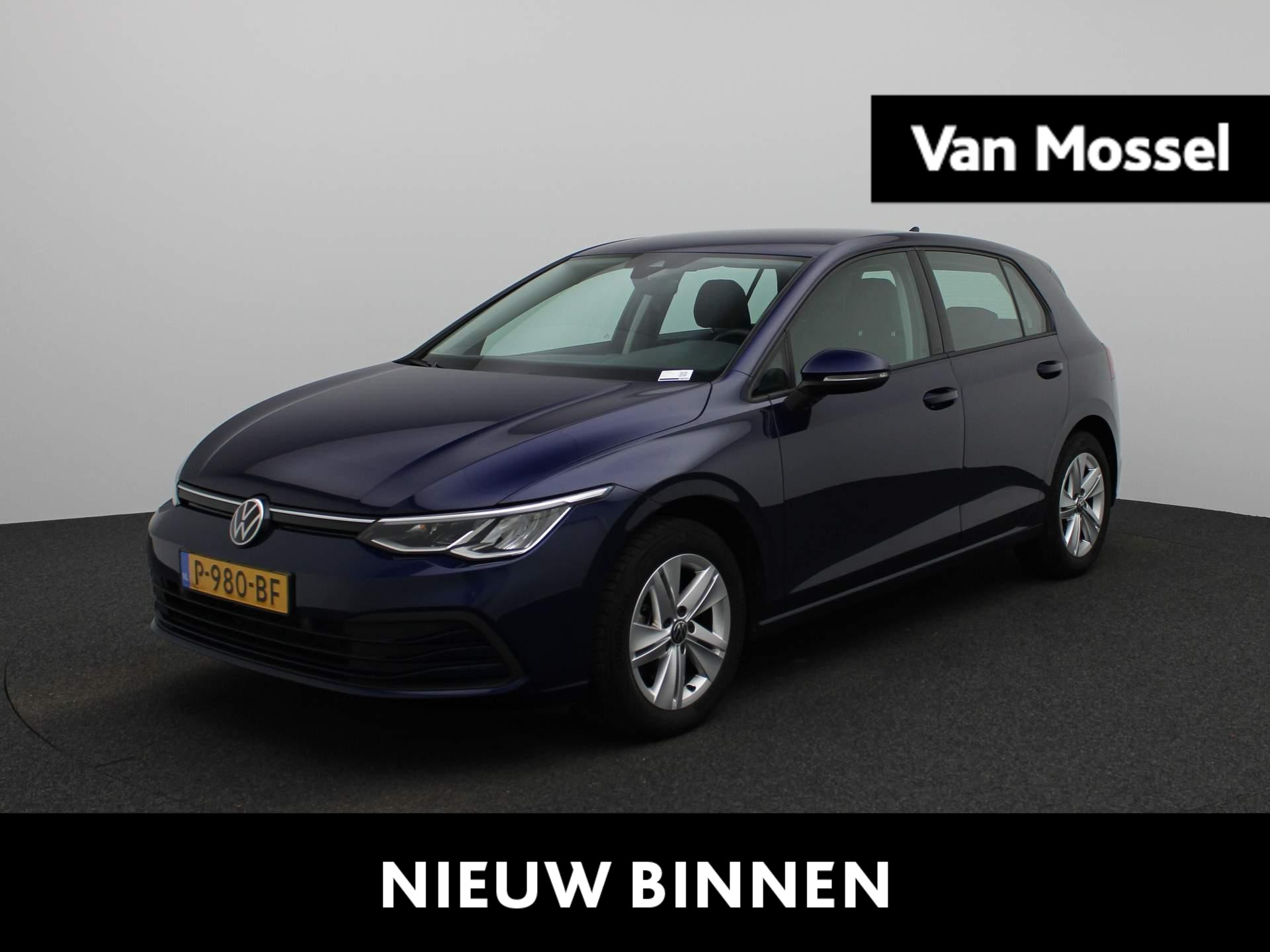 Volkswagen Golf 1.0 TSI Life Navigatie | Apple carplay | Adaptieve cruise control | Lane Assist | Climate control | Parkeersensoren | Automatische verlichting | LMV 16"inch | Reserve wiel |