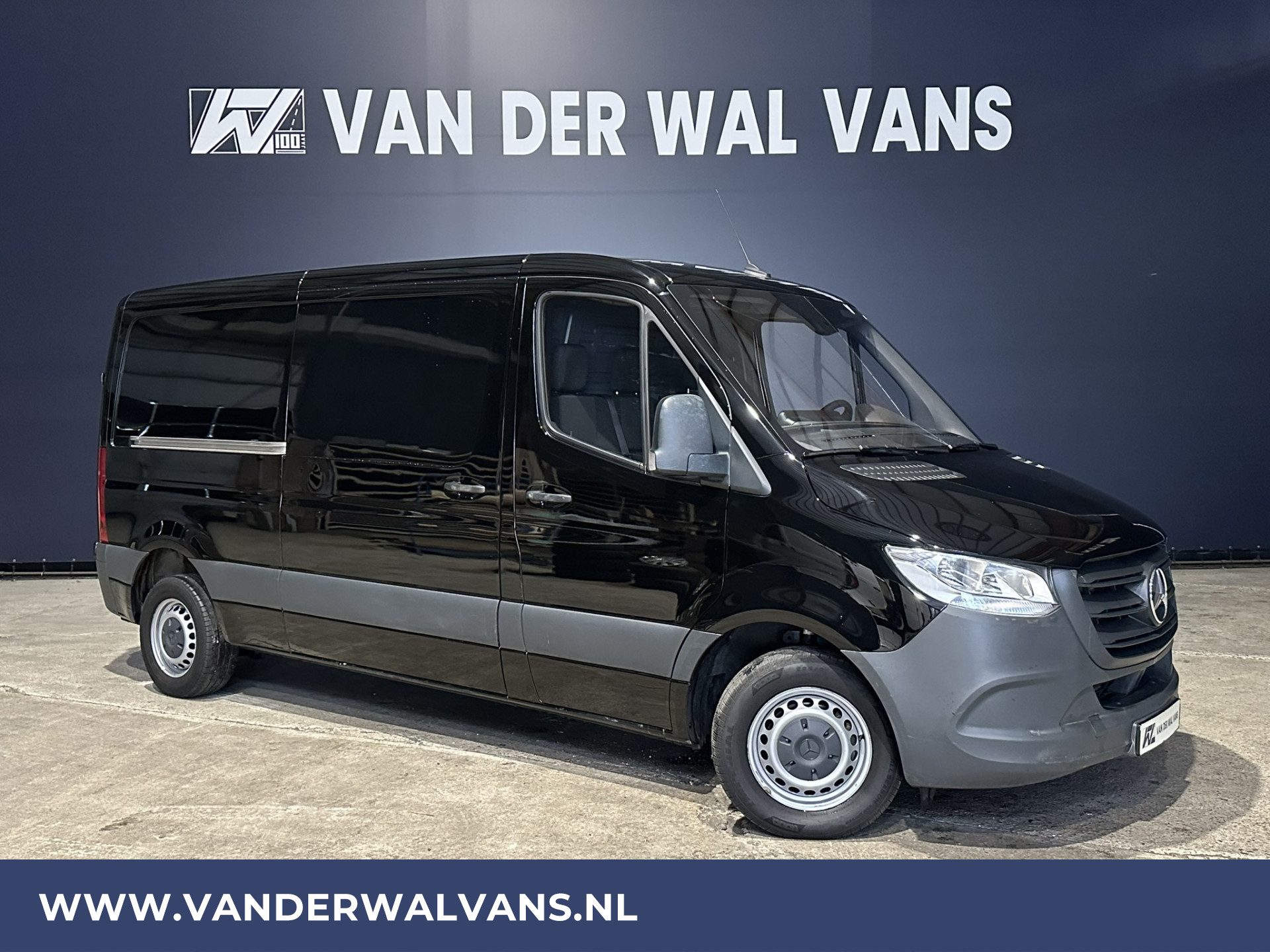 Mercedes-Benz Sprinter 211 CDI 115pk L2H1 Euro6 Airco | Trekhaak | Bijrijdersbank Bluetooth telefoonvoorbereiding