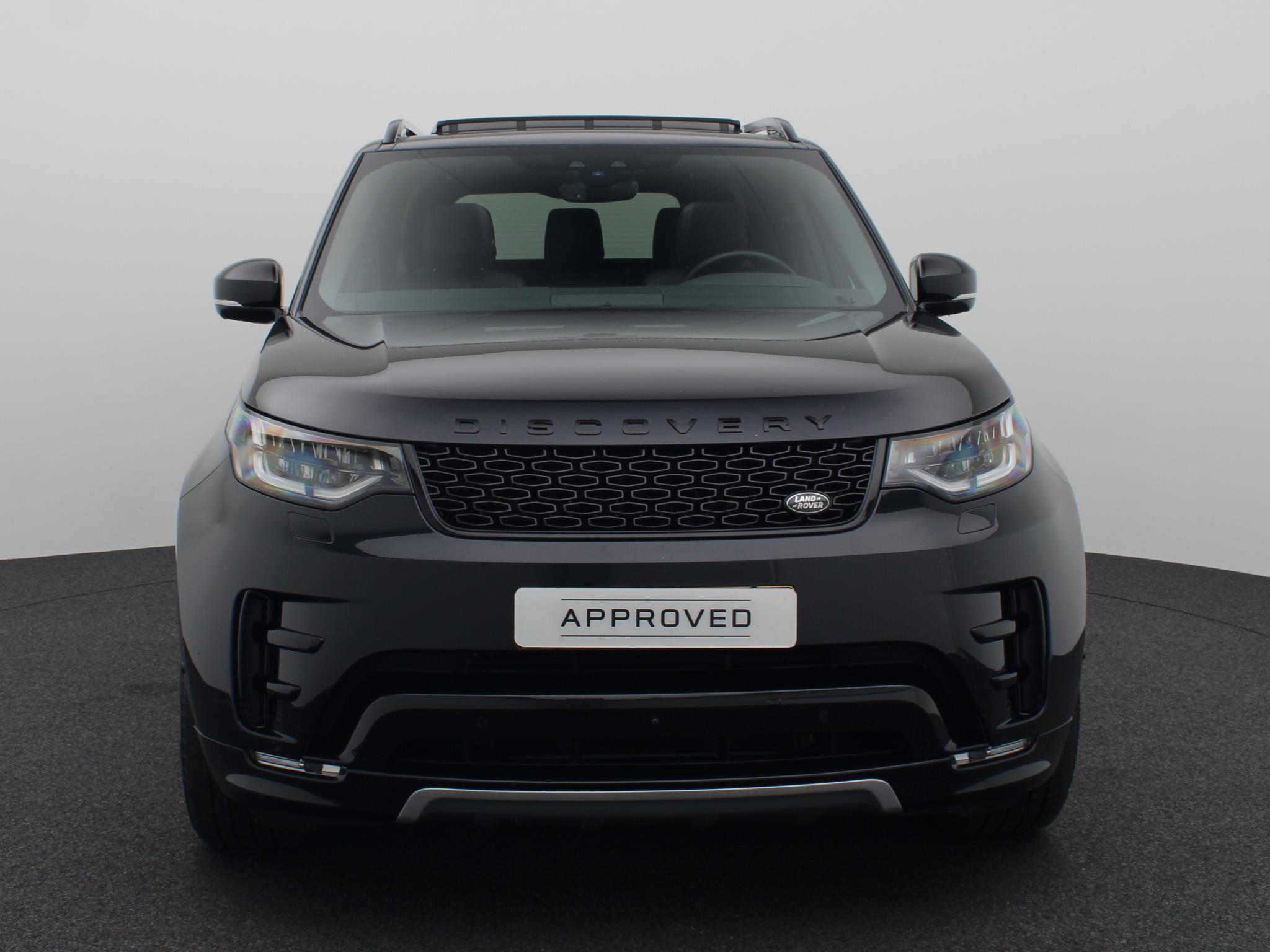 Land Rover Discovery 3.0D 306pk | 7 Persoons | Landmark Edition Dynamic Black Pack | Panorama Dak | NP € 143.308,-