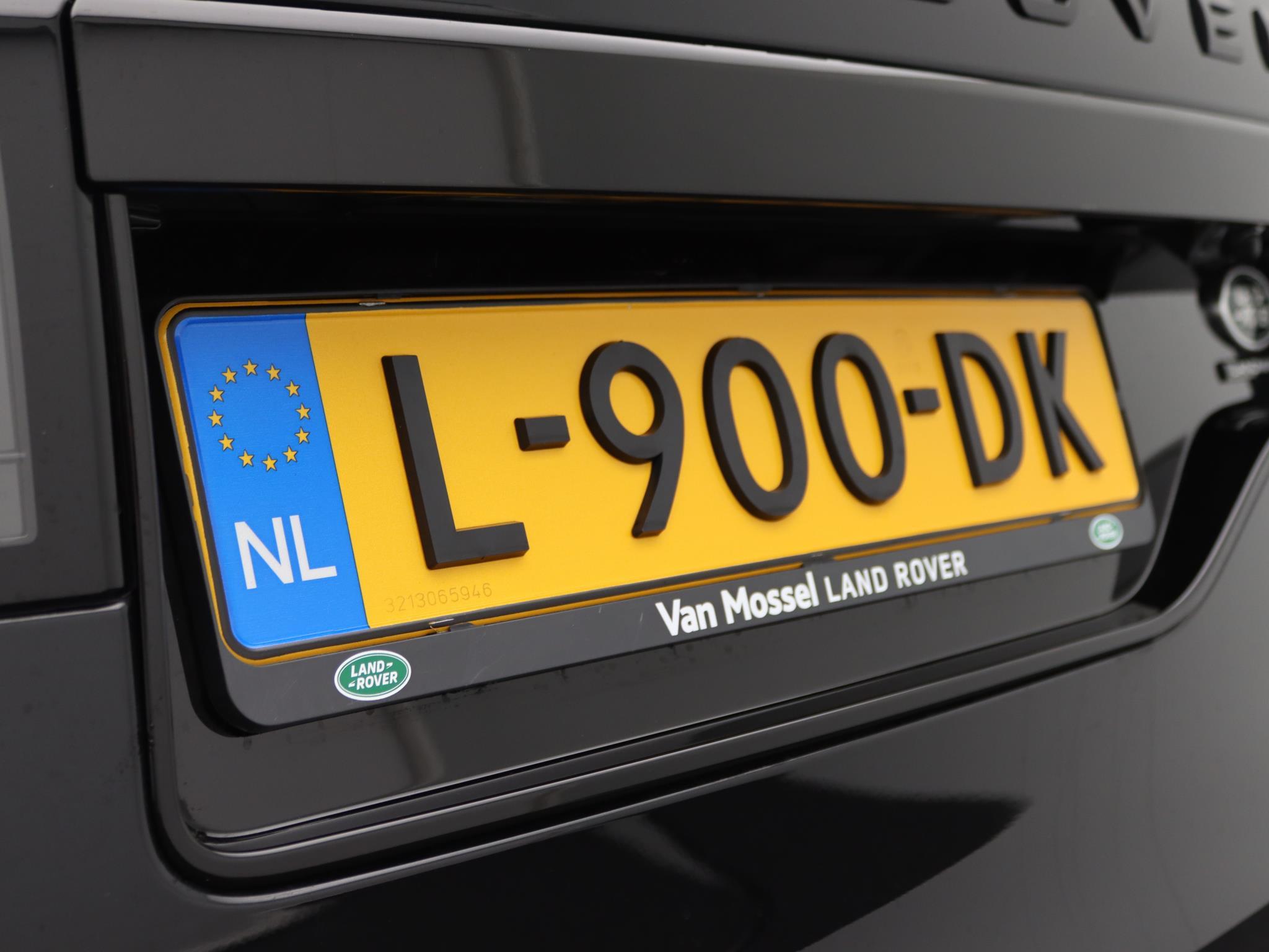 Land Rover Discovery 3.0D 306pk | 7 Persoons | Landmark Edition Dynamic Black Pack | Panorama Dak | NP € 143.308,-