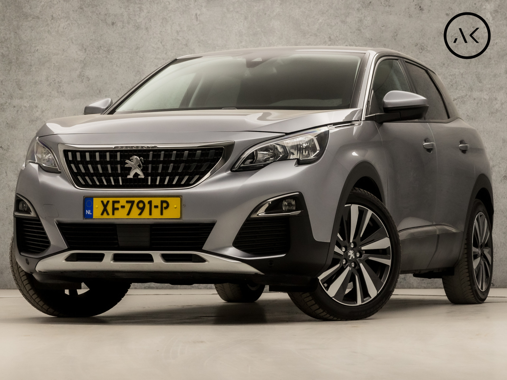 Peugeot 3008 1.2 PureTech Sport Automaat (APPLE CARPLAY, GROOT NAVI, VIRTUAL COCKPIT, 360 CAMERA, TREKHAAK, LEDER, SPORTSTOELEN, GETINT GLAS, CRUISE, NIEUWSTAAT)