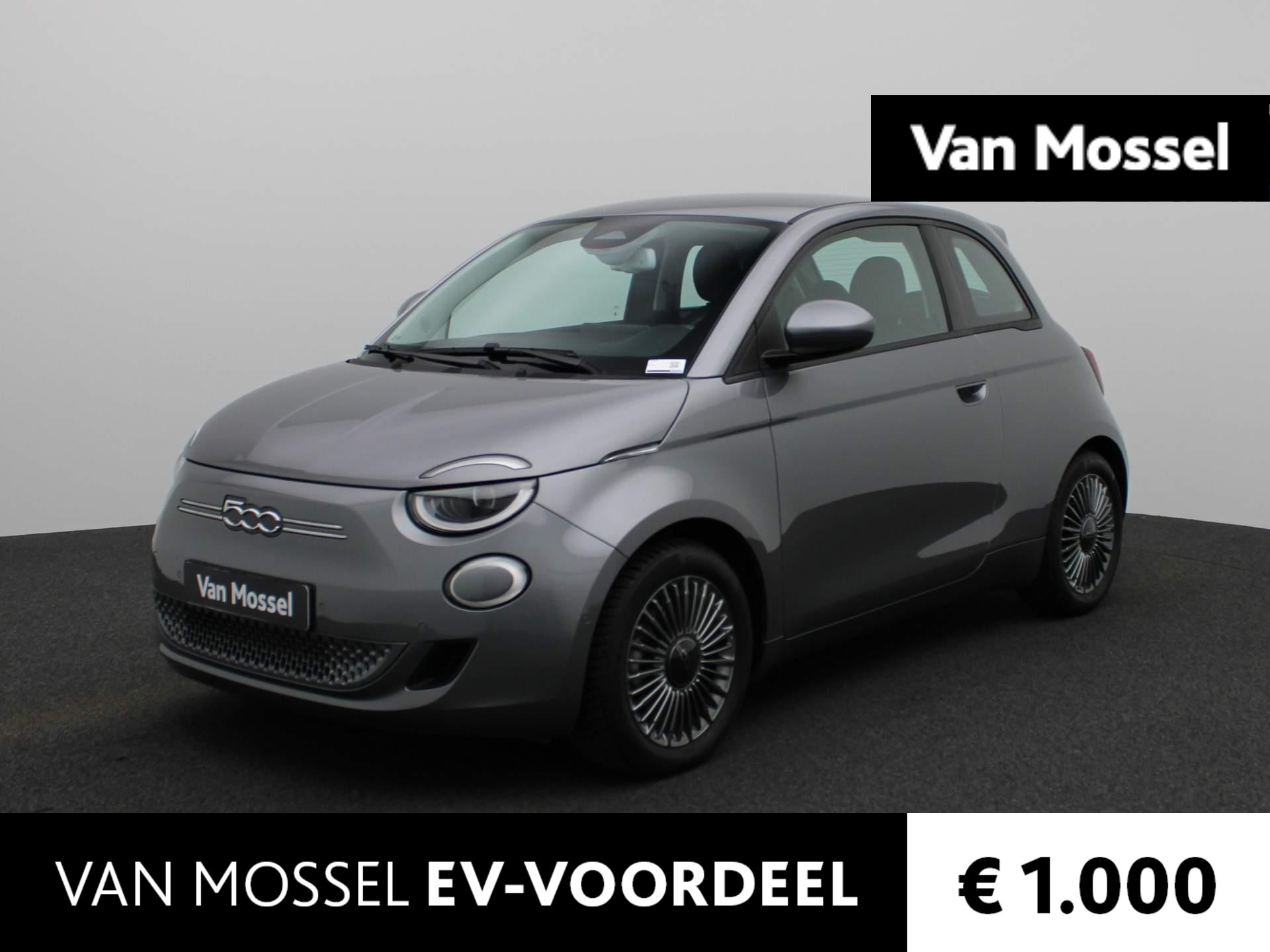 Fiat 500 Icon 42 kWh | Navigatie | ECC | Parkeersensoren | Lichtmetalen Velgen | Achteruitrij Camera | LED | Apple Carplay/Android Auto |