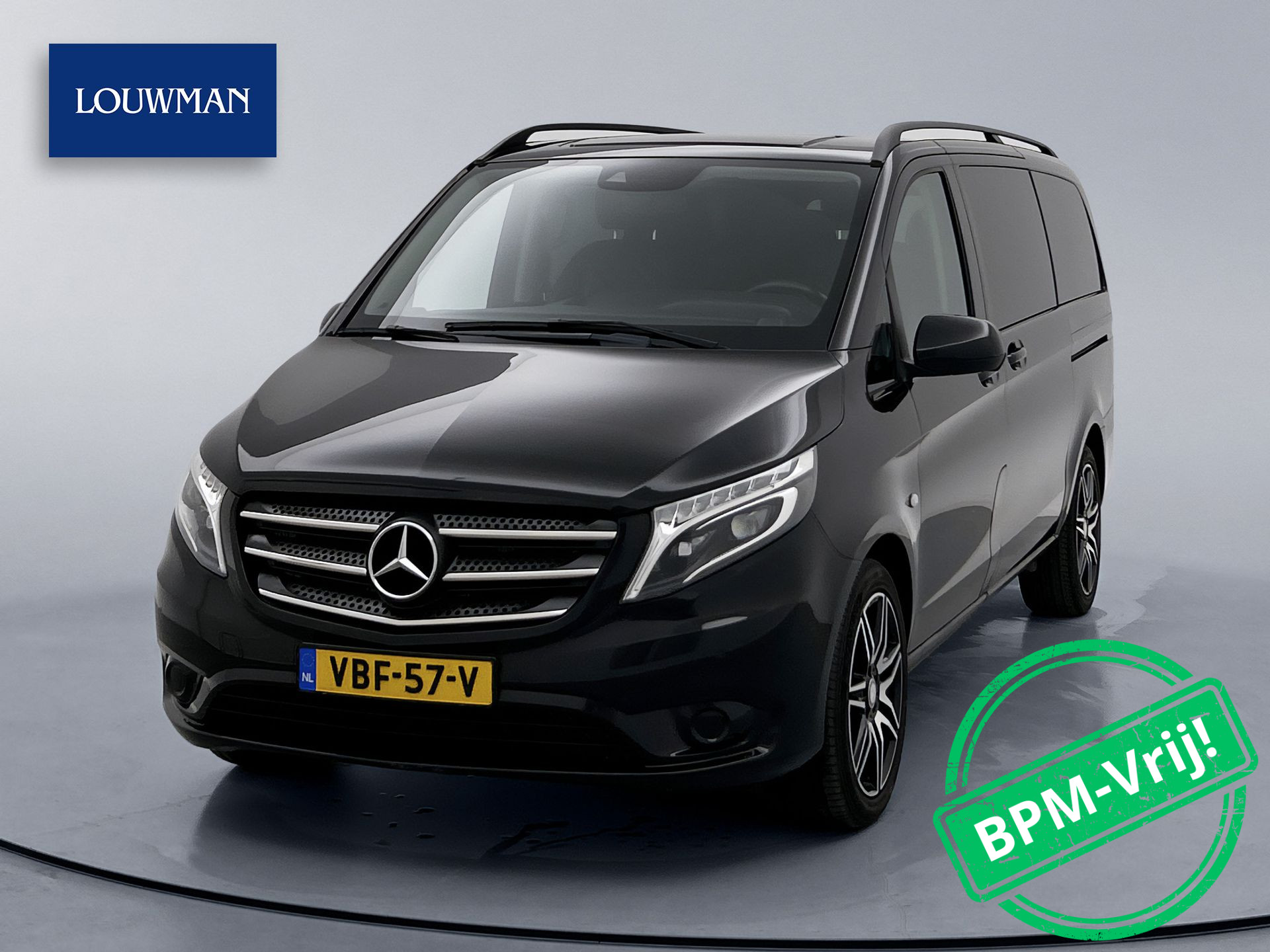 Mercedes-Benz Vito 114 CDI Lang Dubbele Cabine Trekhaak Navigatie LED Achteruitrijcamera 2x Schuifdeur