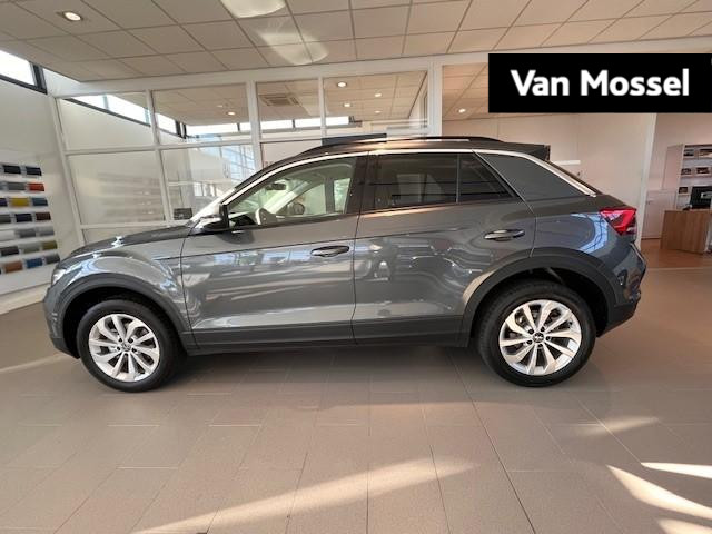 Volkswagen T-Roc 1.5 TSI Life Edition | 17 inch licht metalen velgen | Navigatie | Carplay | Automaat | Adaptive cruise control |
