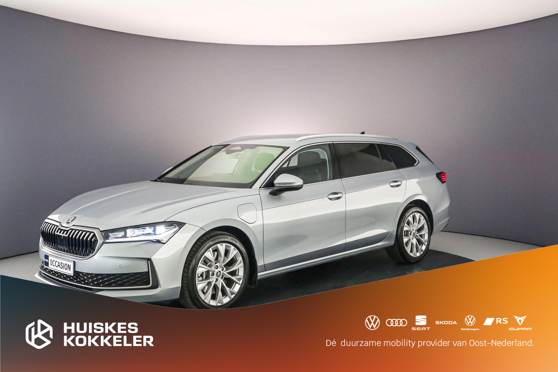 Škoda Superb Business Edition 1.5 TSI PHEV 204pk DSG Automaat Trekhaak, Adaptive cruise control, Verwarmde voorruit, Achteruitrijcamera, Elektrische achterklep, Navigatie