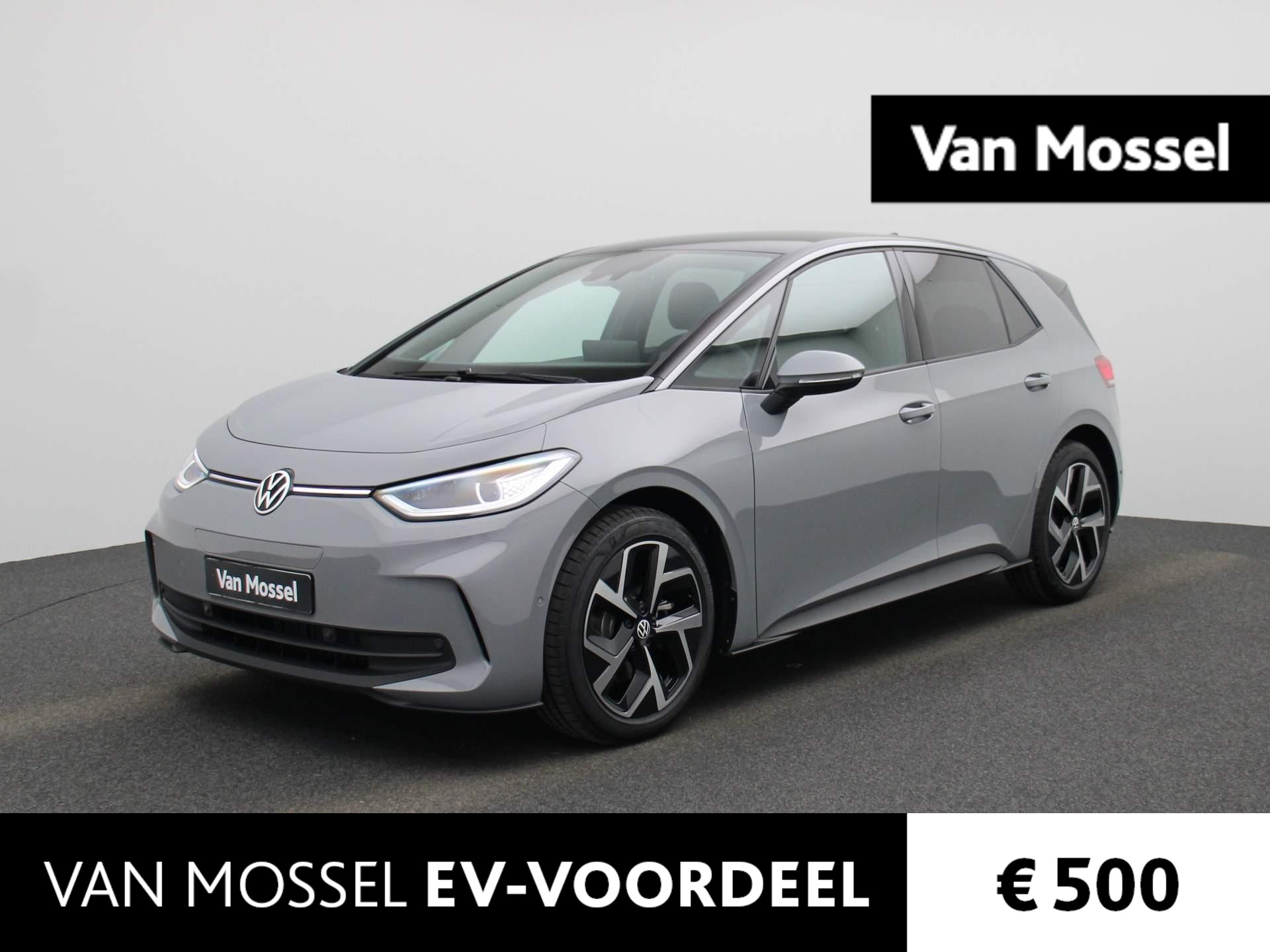 Volkswagen ID.3 Pro Oranje Edition 59 kWh | Navigatie | Draadloze Apple Carplay | Adaptieve cruise control | Lane assist | Stoelverwarming | Stuurwielverwarming | Climate control | Achteruitrij camera | Parkeersensoren |