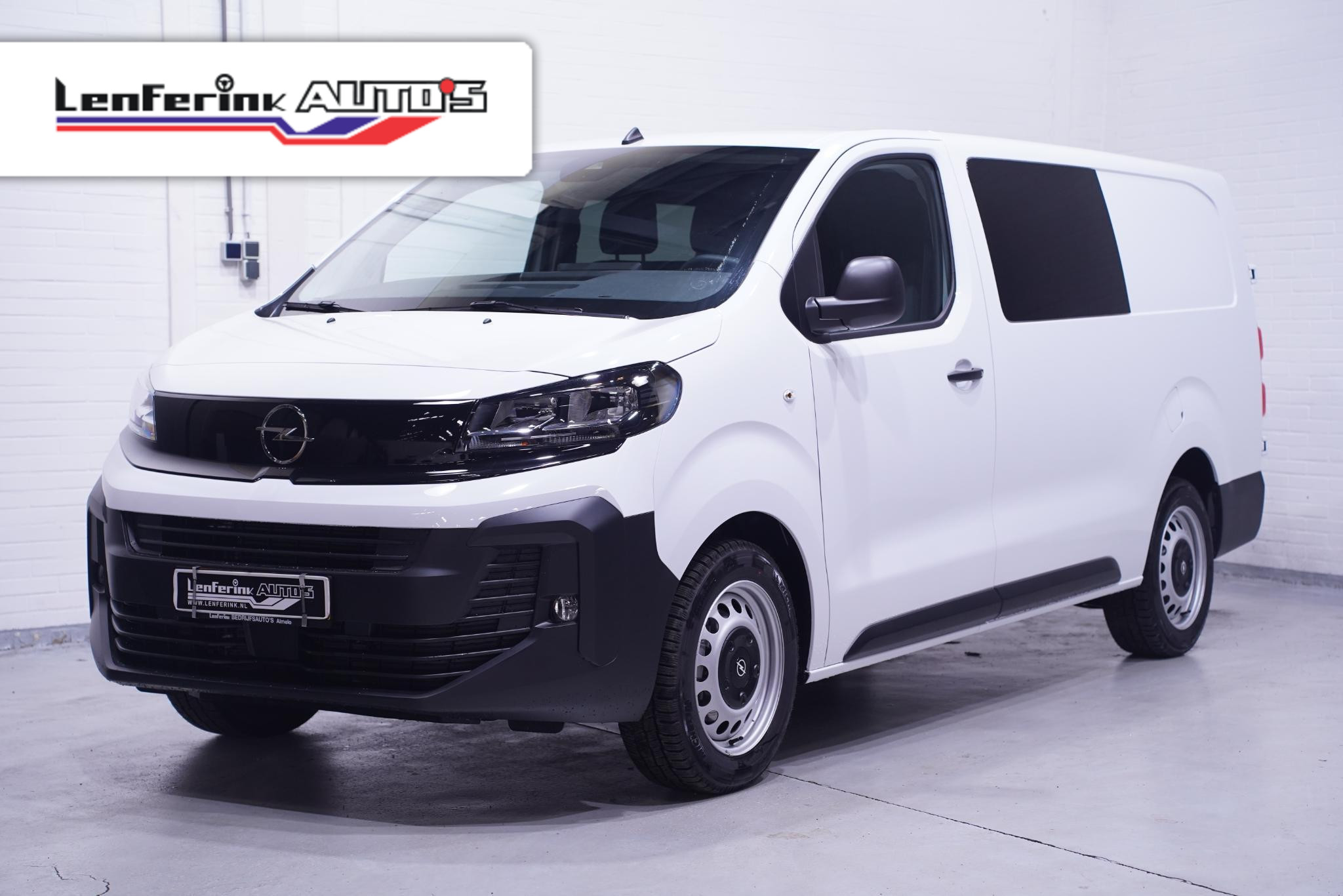 Opel Vivaro 120 pk Dubbel Cabine L3 BPM Vrij, Navi Cruise Control, Laadruimte Pakket, PDC achter, Apple Carplay, 6-Zits