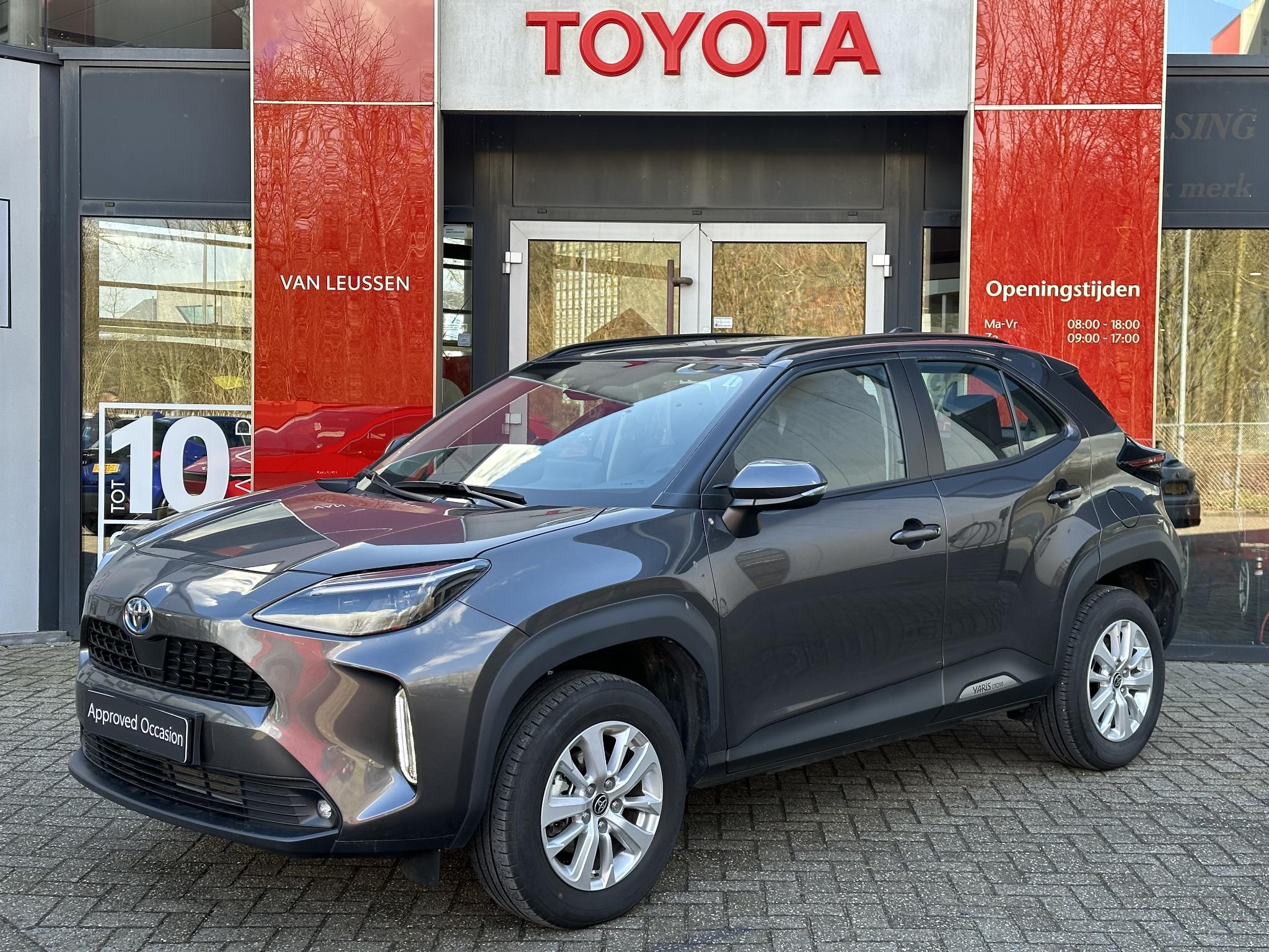Toyota Yaris Cross 1.5 HYBRID DYNAMIC ELEKTR. ACHTERKLEP APPLE/ANDROID-AUTO HEAD-UP DISPLAY STOEL/STUURVERWARMING