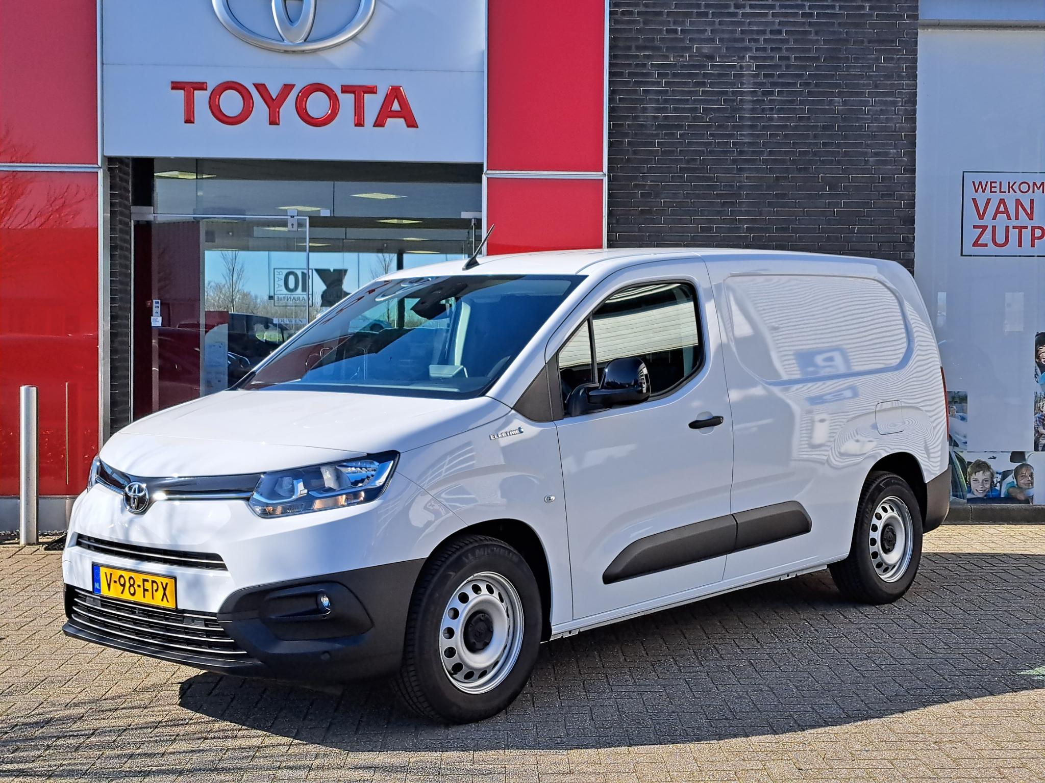 Toyota ProAce CITY Long LIVE 50KWH L2 ELECTRIC PARKEERSENSOREN LAADVLOER CRUISE CONTROL