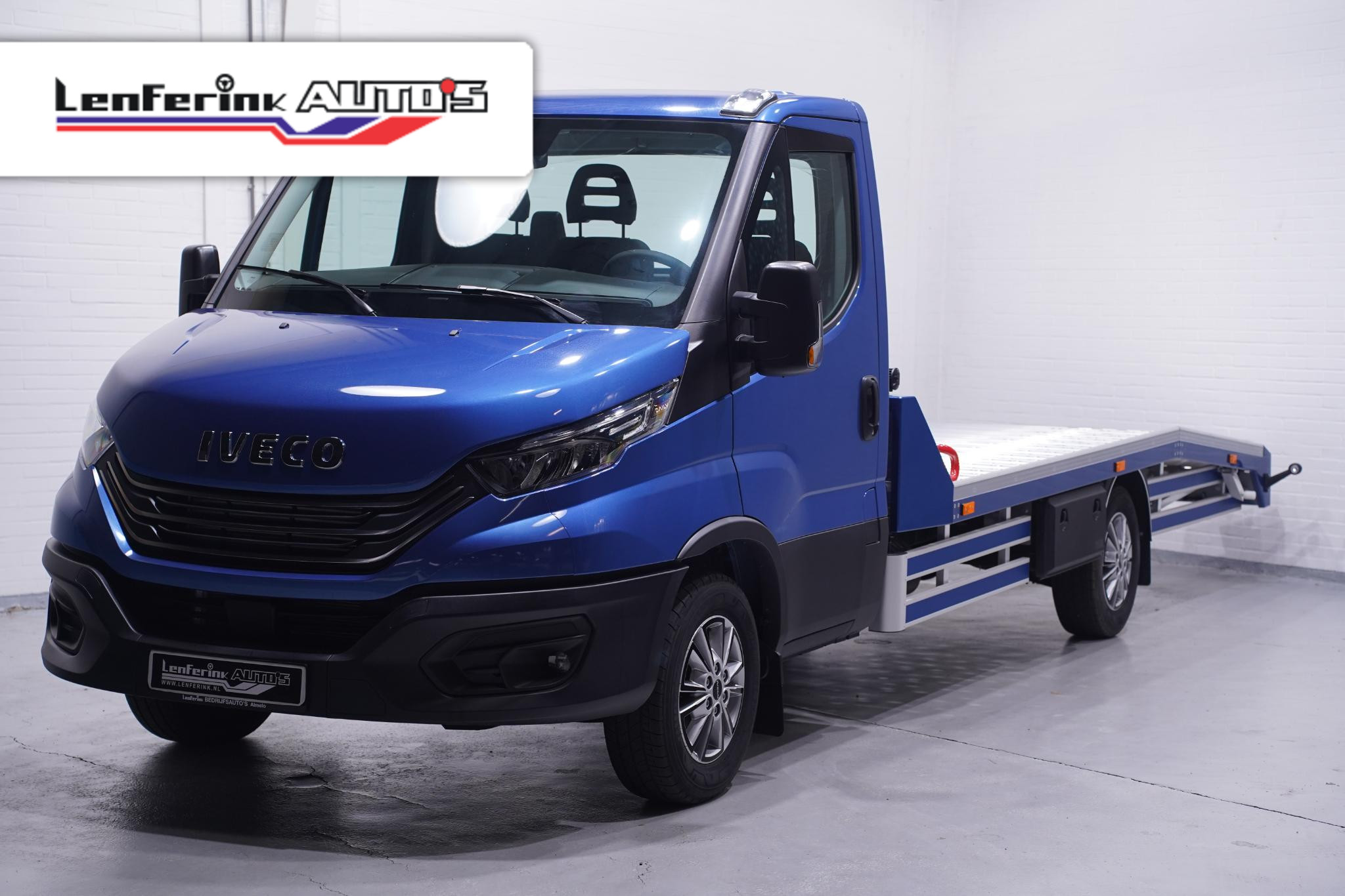 Iveco Daily 35S21 210 pk Aut. Autotransp. BPM vrij Luchtvering Iveco Daily 35S21 210 pk Aut. Autotransporter Luchtvering Airco ECC, Adapt. Cruise, LED Koplampen, Trekhaak 3.500 kg, Nieuw, 3-Zits