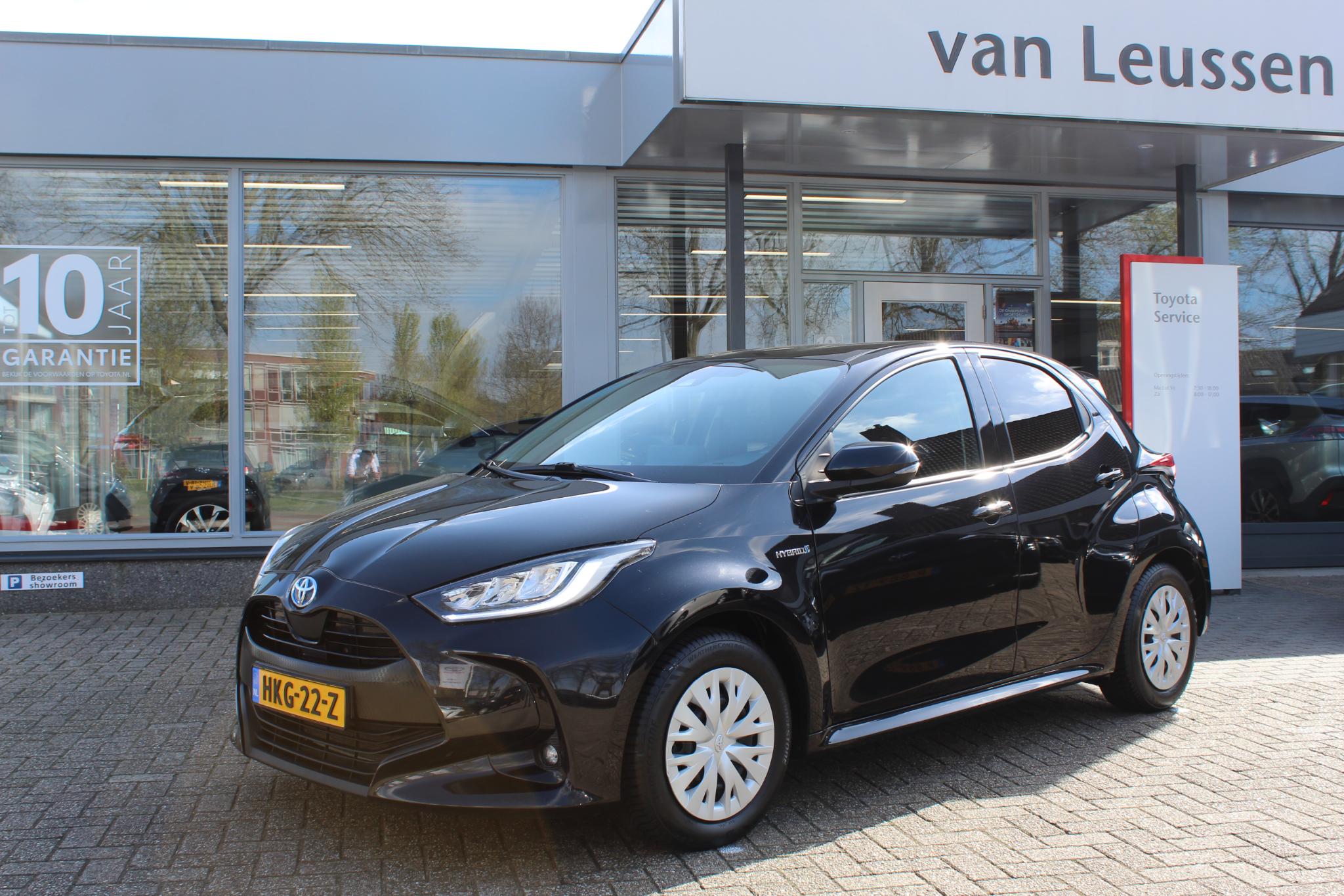 Toyota Yaris 1.5 HYBRID STOEL & STUUR VERW. ALL-SEASON LED VERLICHTING AD-CRUISE CAMERA CLIMA