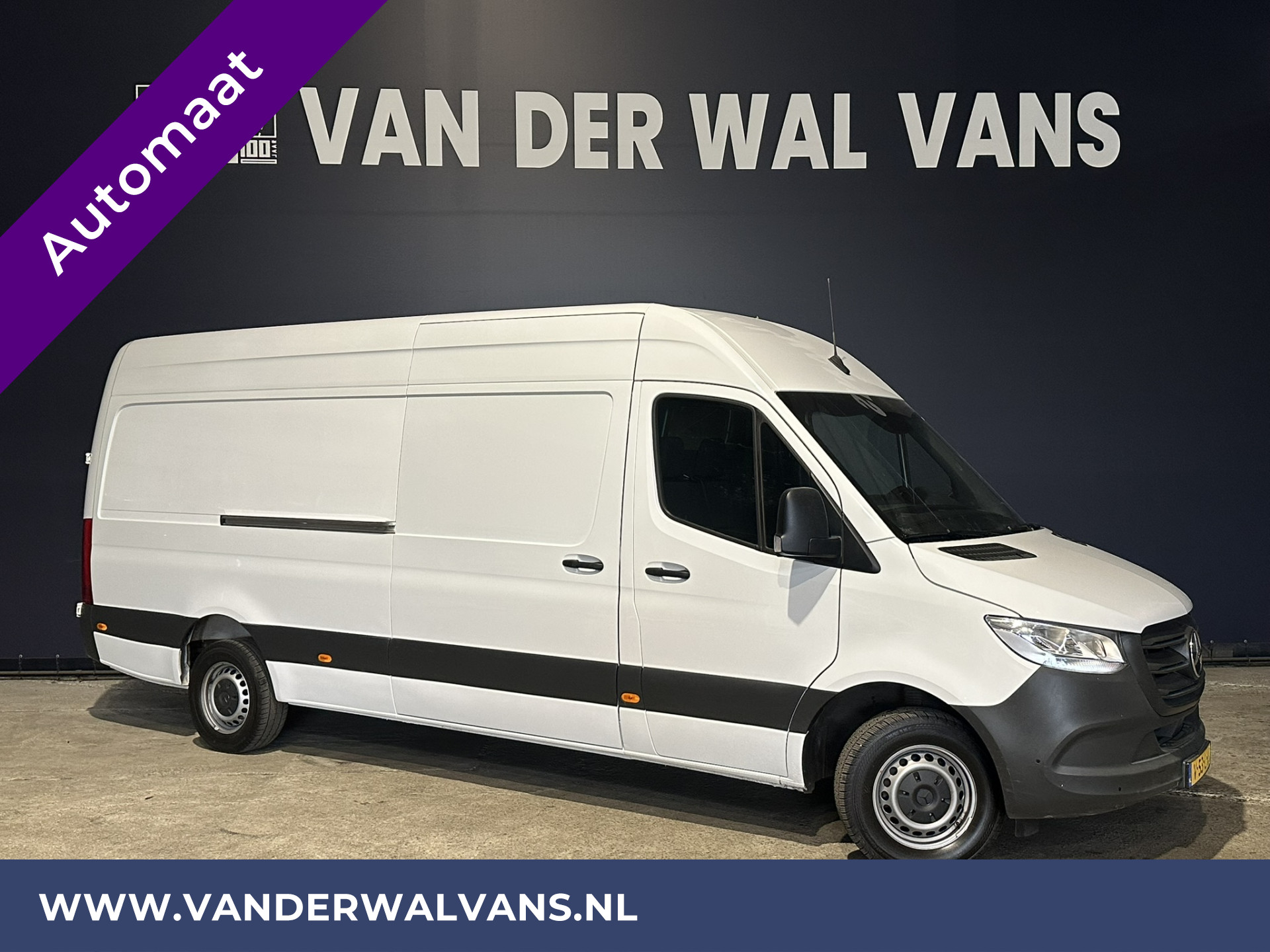 Mercedes-Benz Sprinter 317 CDI 170pk 9G-Tronic Automaat L3H2 3500kg Trekhaak Euro6 Airco | Camera Apple Carplay, Android Auto, Cruisecontrol, Parkeersensoren, Stoelverwarming, Chauffeursstoel, Bijrijdersbank