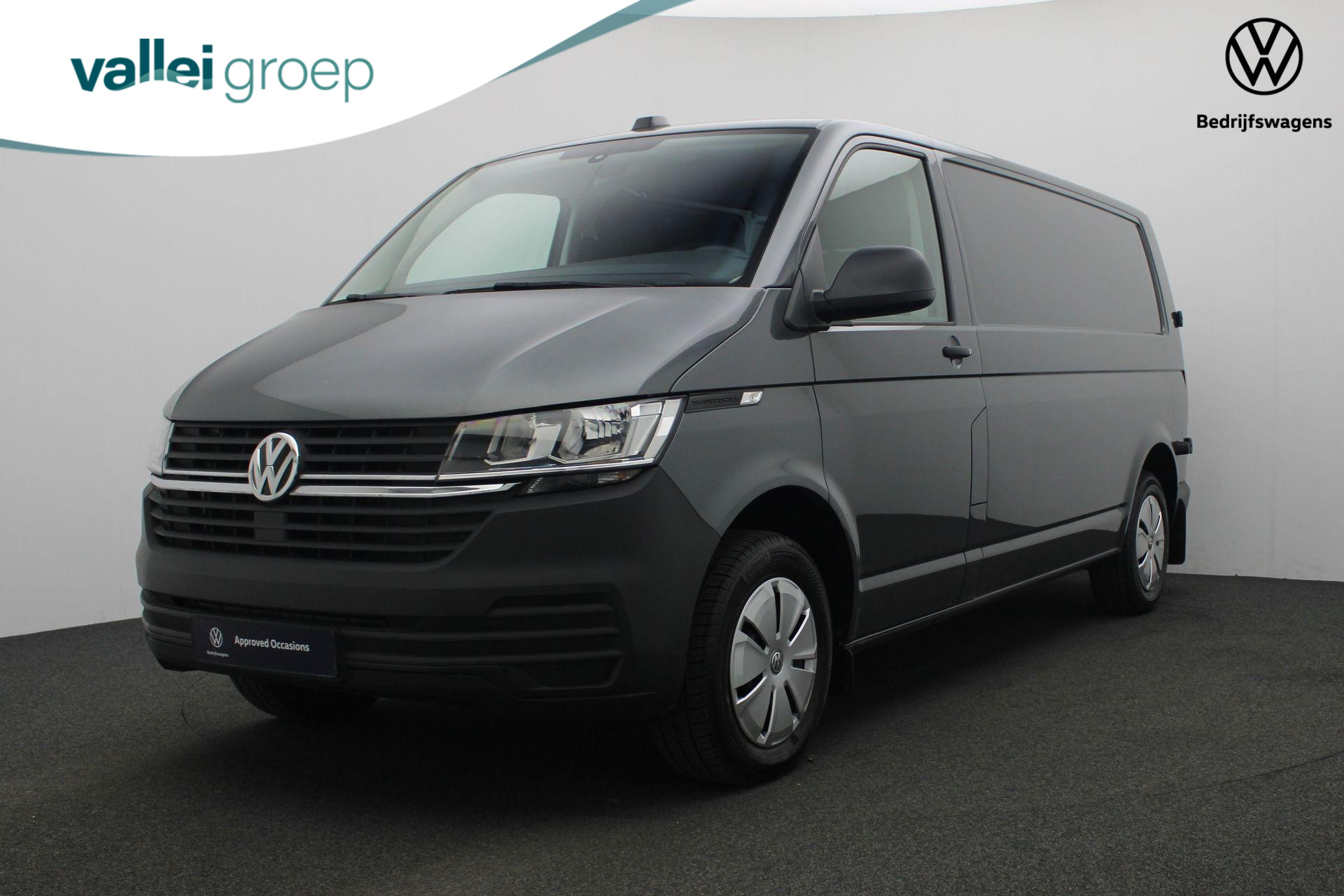 Volkswagen Transporter 2.0 TDI 150 pk DSG L2H1 28 | Trekhaak | 3-zits | Navigatie | Adaptive Cruise