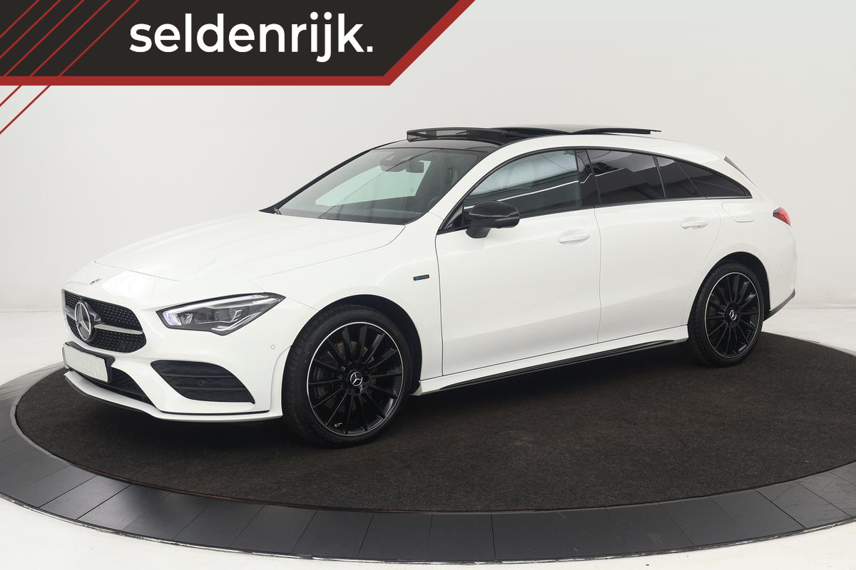Mercedes-Benz CLA Shooting Brake 250e AMG Night | Panoramadak | 360 camera | Stoelverwarming | Carplay | Sfeerverlichting | Leder/Alcantara | Matrix LED