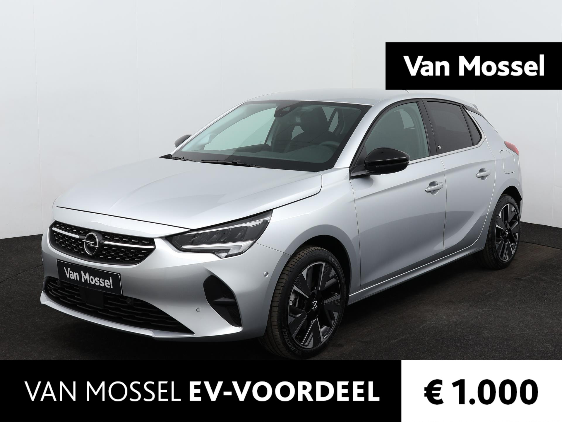 Opel Corsa-e Level 3 50 kWh | 3-Fase | Navigatie | Camera | Donker getinte ramen | Vraag naar actuele km-stand